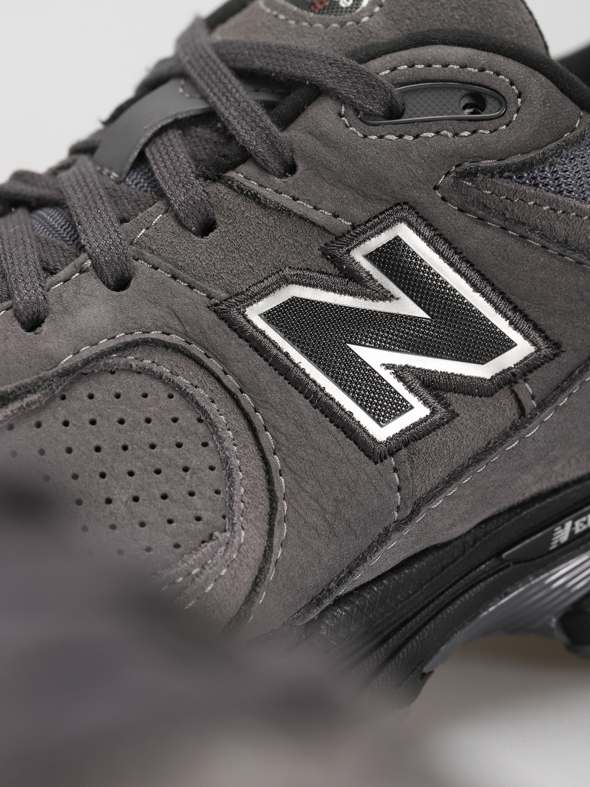 Pantofi New Balance 2002 (castlerock)