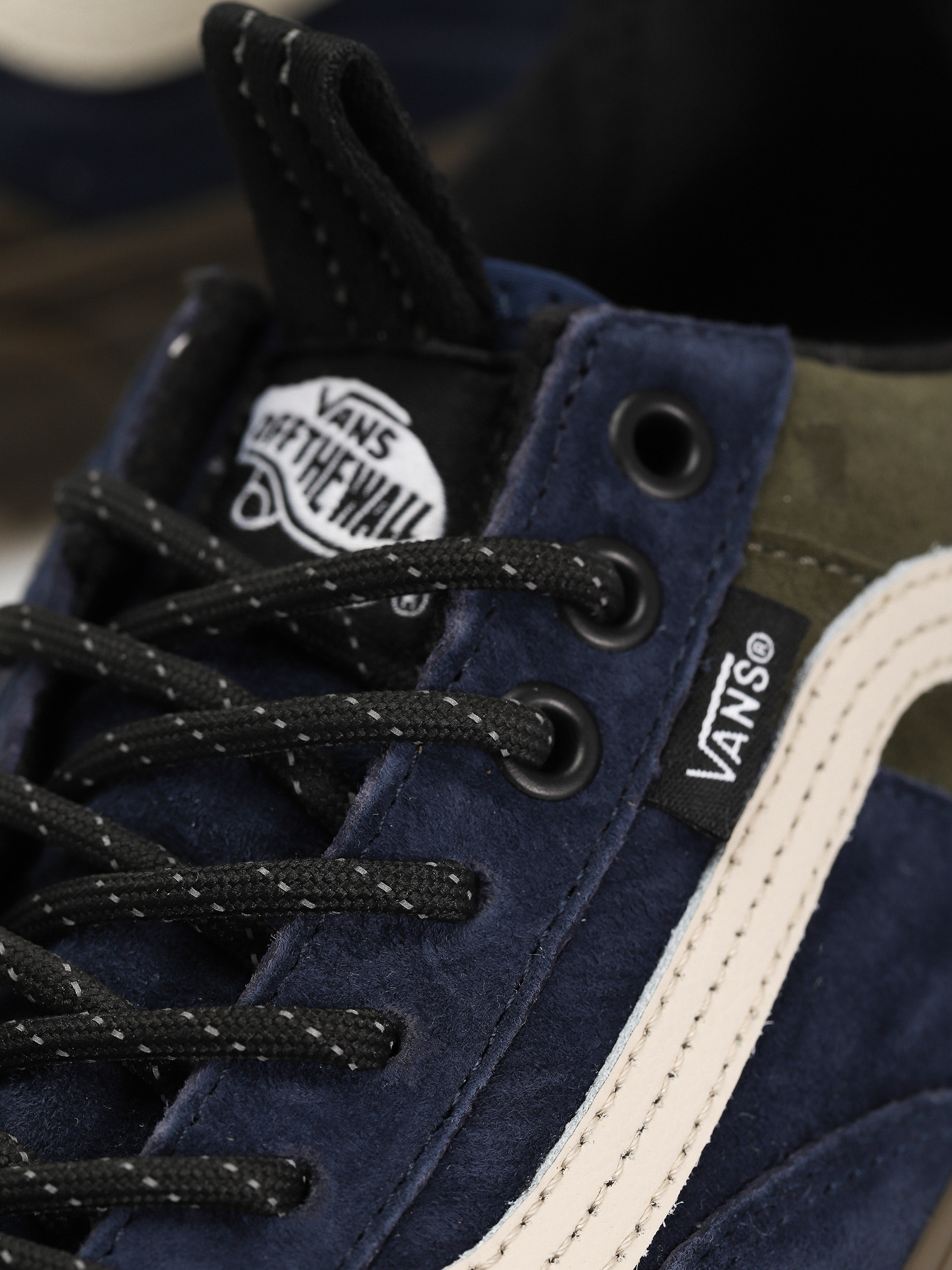 Pantofi Vans Old Skool MTE 2 (utility gum navy/khaki)