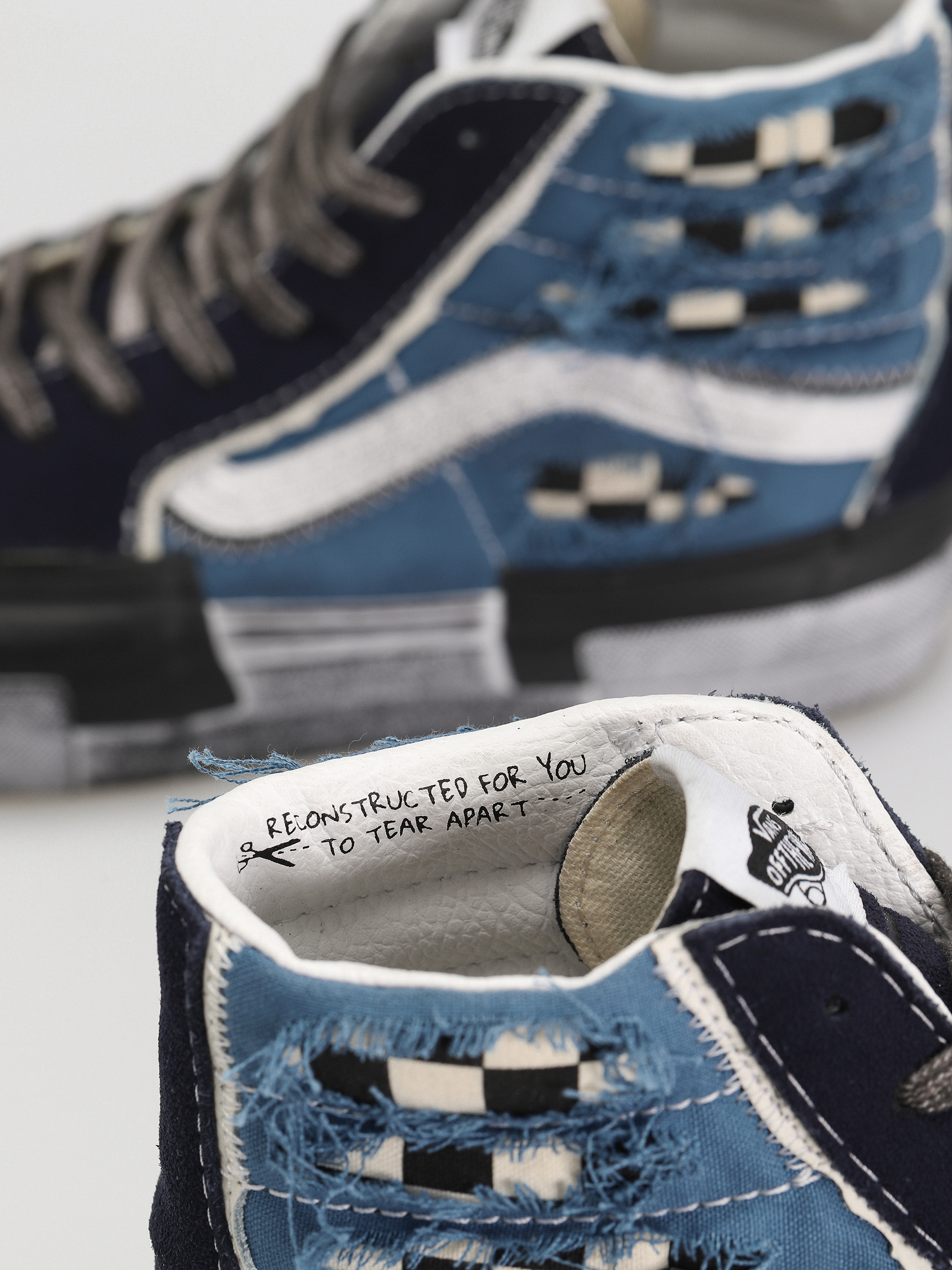 Pantofi Vans Sk8 Hi Reconstruct (stressed check navy/stv navy)