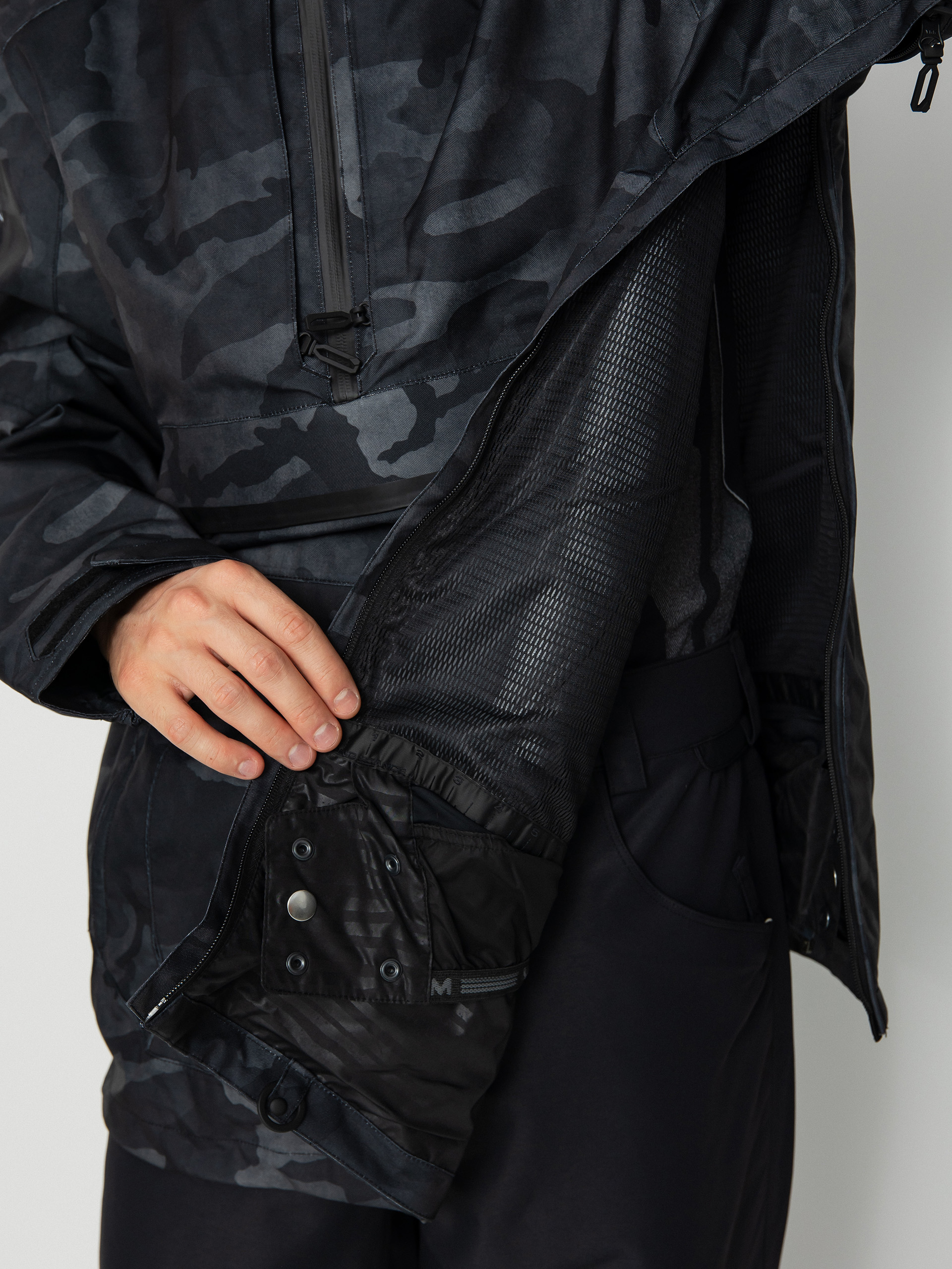 Pentru bărbați Geacă de snowboard Volcom Brighton Pullover (black camo)