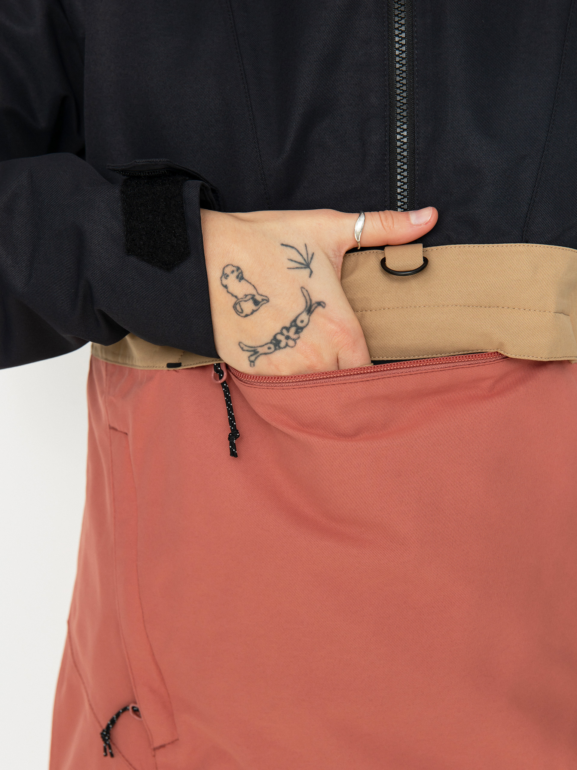 Pentru femei Geacă de snowboard Volcom Ashfield Pullover (earth pink)