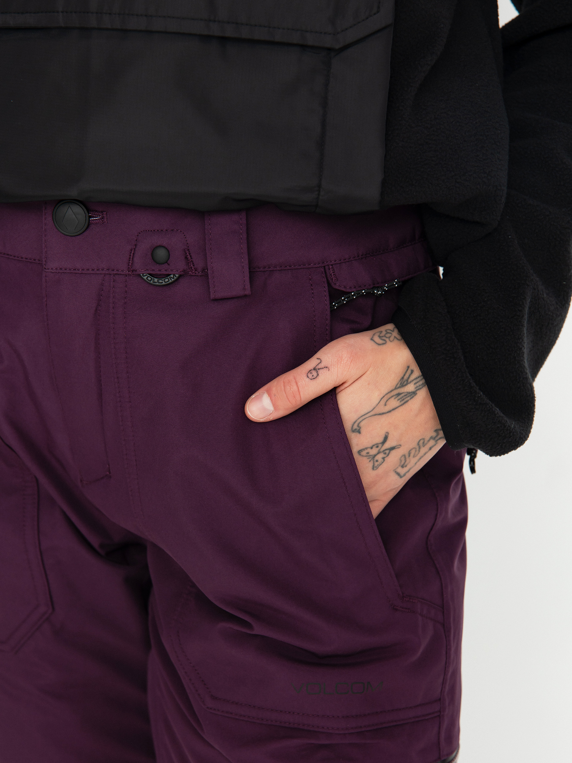 Pentru femei Pantaloni pentru snowboard Volcom Knox Ins Gore Tex (blackberry)