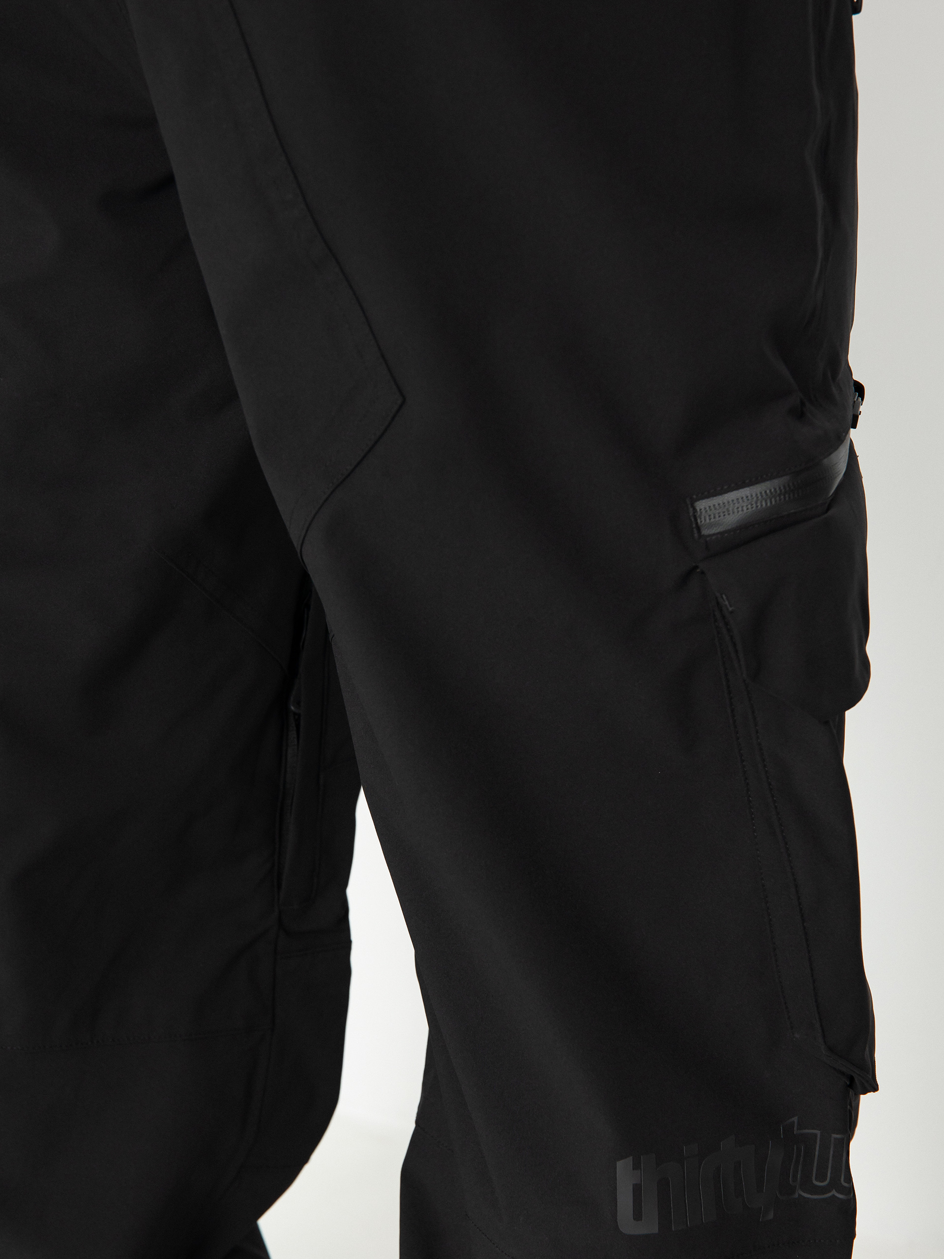 Pentru bărbați Pantaloni pentru snowboard ThirtyTwo Blahzay Cargo (black)