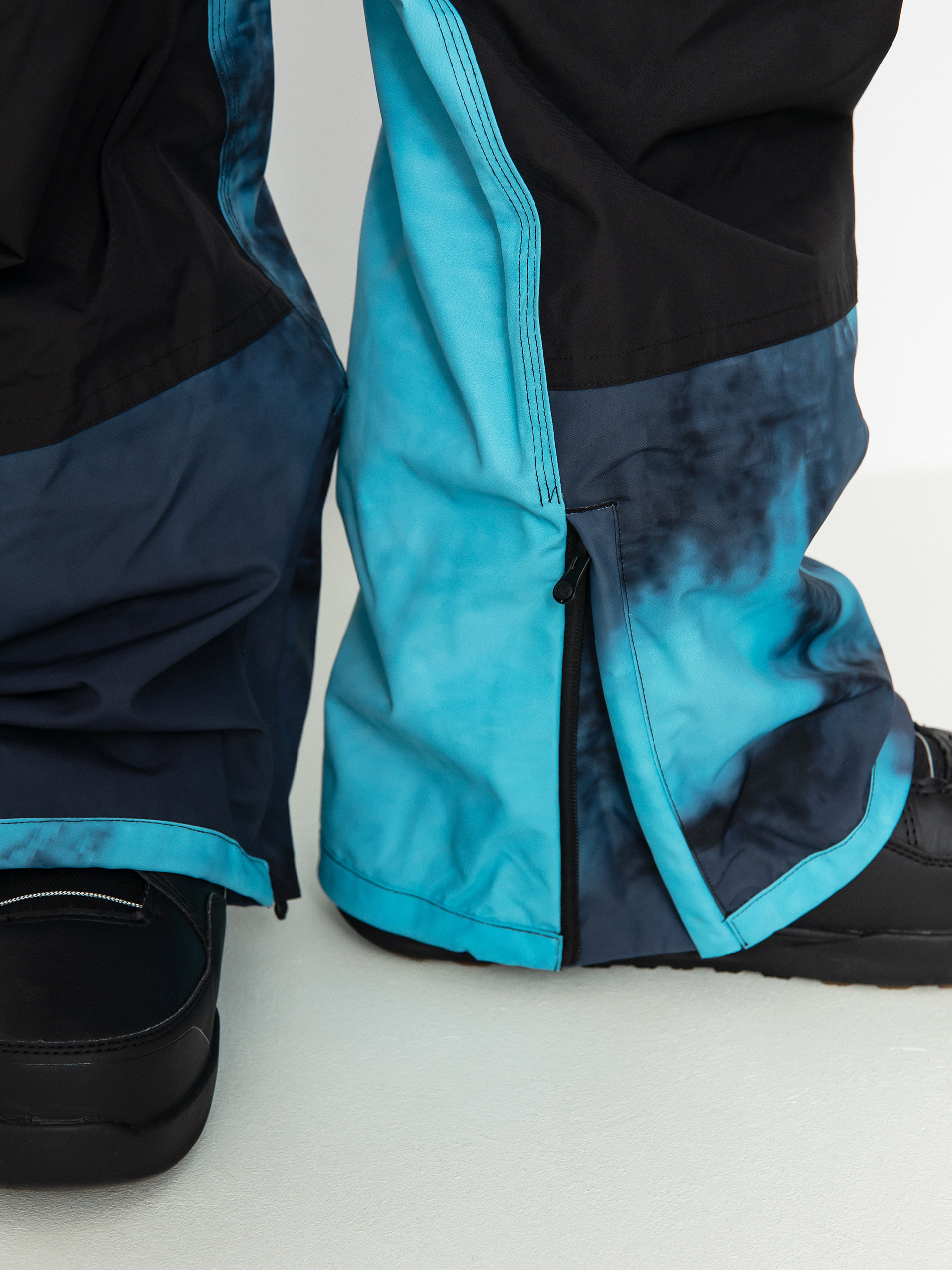 Pentru bărbați Pantaloni pentru snowboard ThirtyTwo Basement Bib (haze)