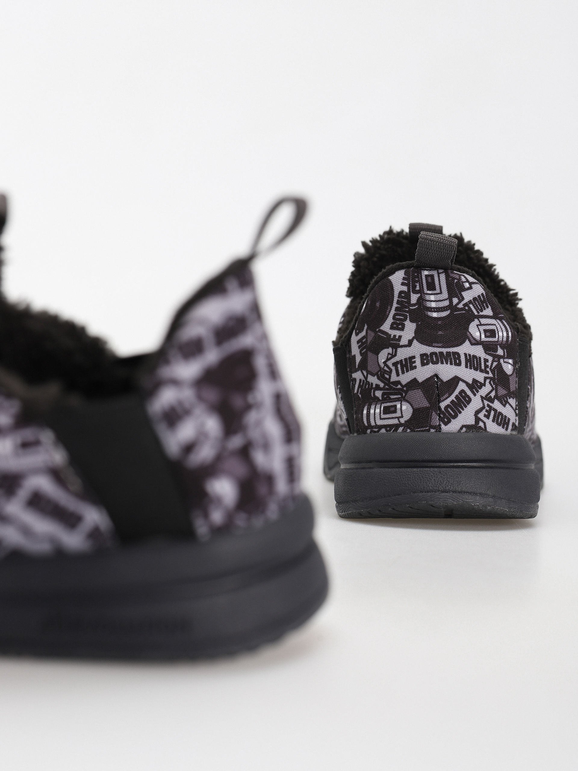 Pantofi de iarnă ThirtyTwo The Lounger X Bomb Hole (black/print)