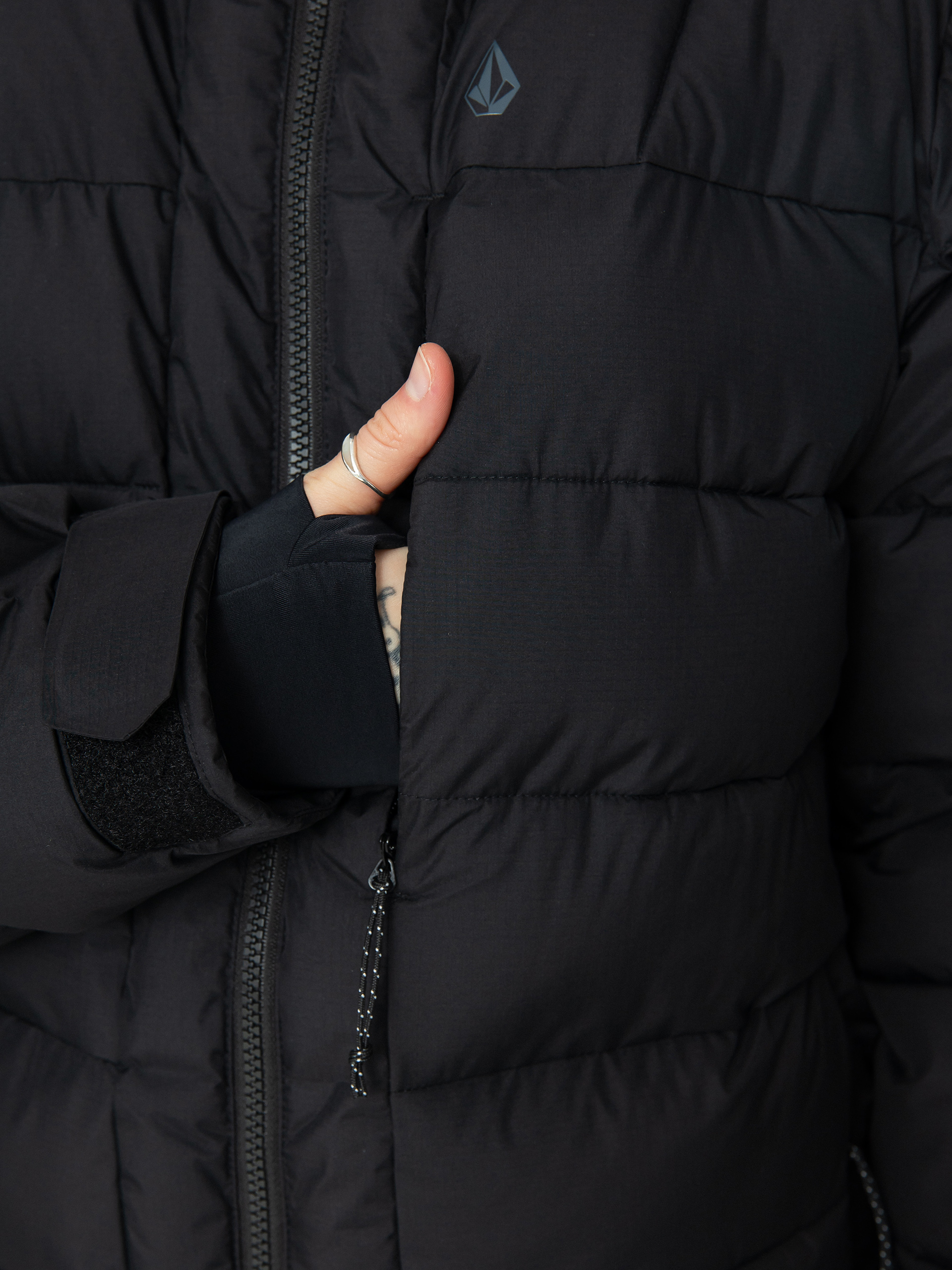 Pentru femei Geacă de snowboard Volcom Puffleup (black)