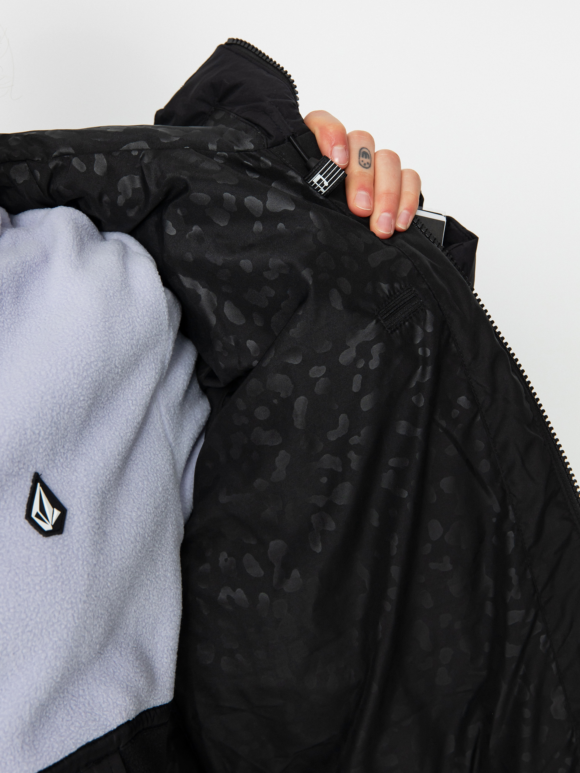 Pentru femei Geacă de snowboard Volcom Puffleup (black)