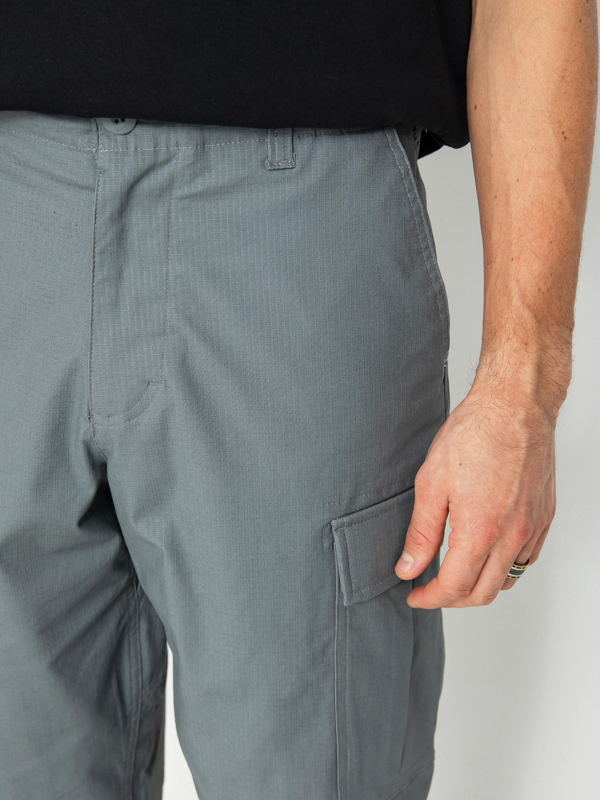 Pantaloni Nike SB Kearny Cargo (smoke grey)