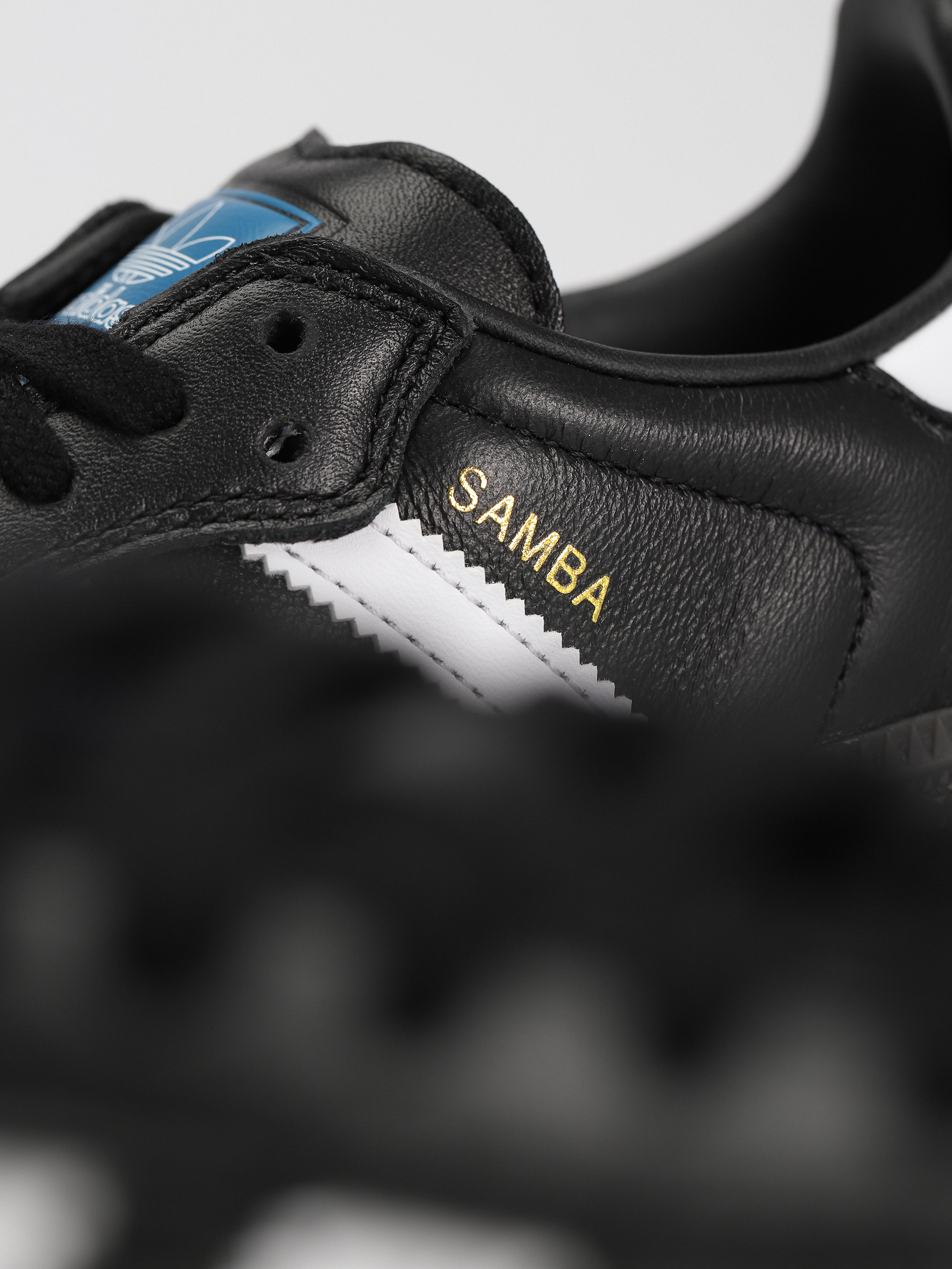 Pantofi adidas Samba ADV (cblack/ftwwht/gum5)