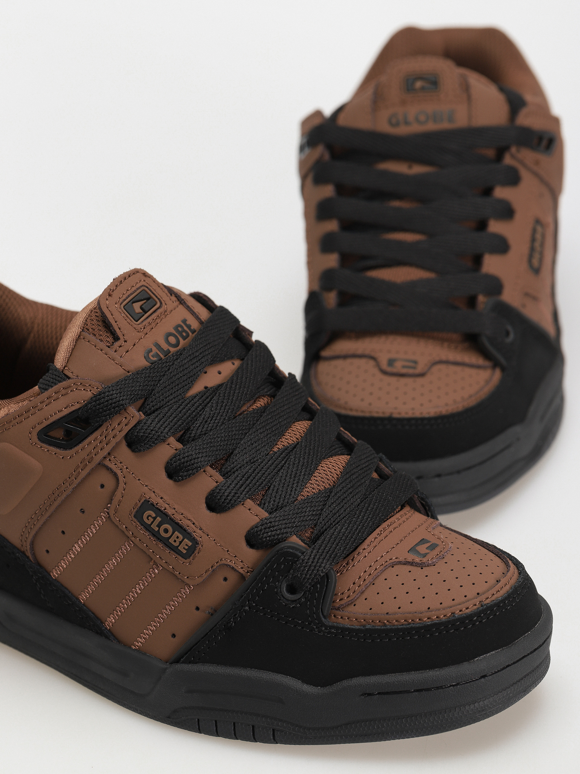 Pantofi Globe Fusion (otter/black)