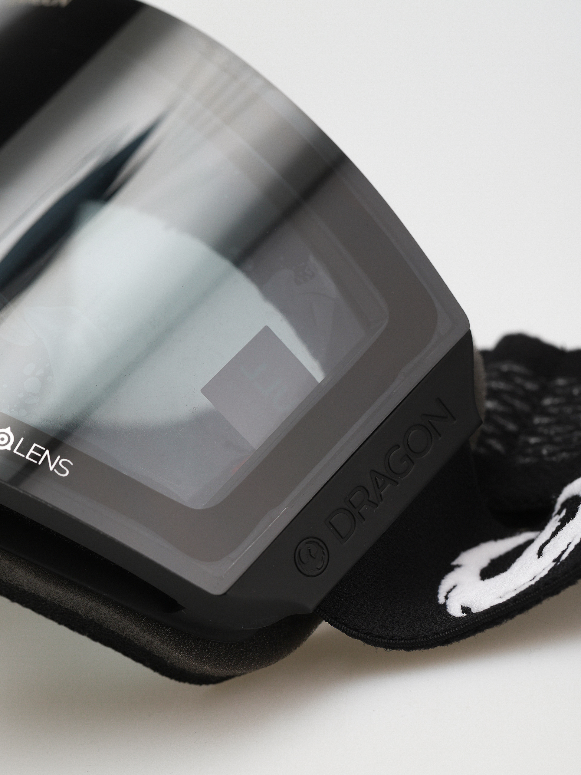 Ochelari pentru snowboard Dragon RVX MAG OTG (classicblack/lumalens dark smoke/lumalens light rose)