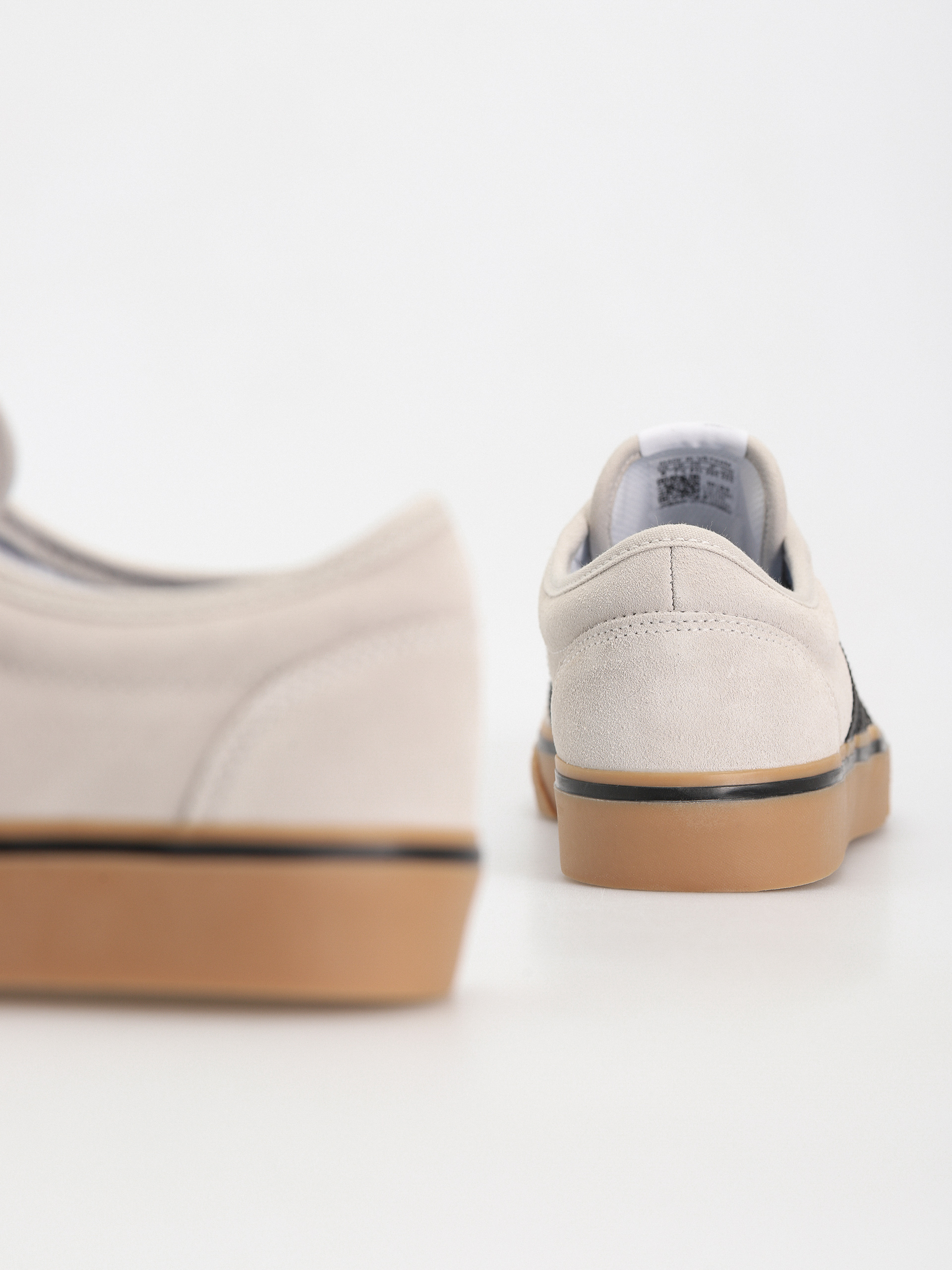 Pantofi adidas Adi Ease (crywht/cblack/gum4)