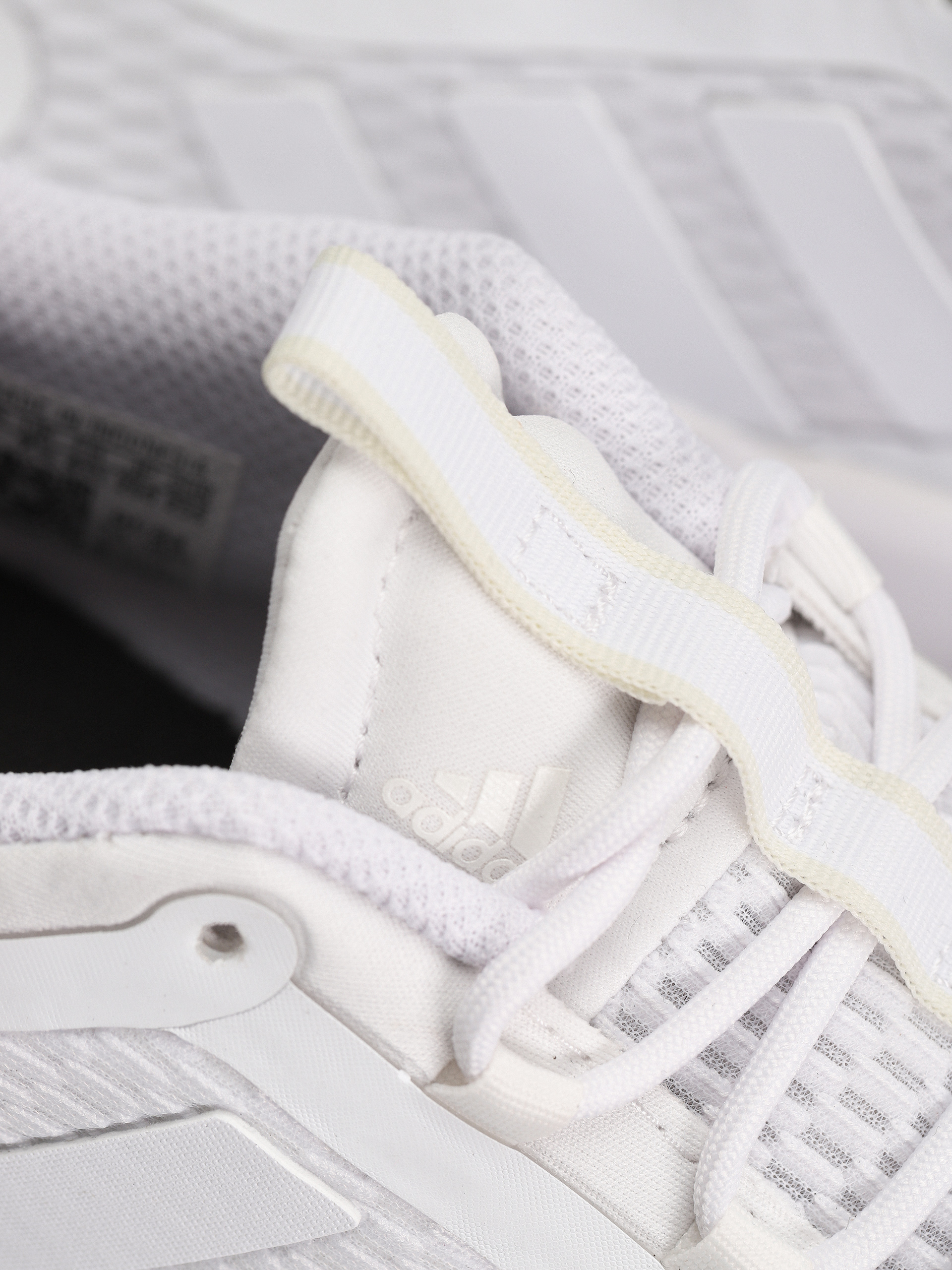 Pantofi adidas AlphaBounce + (ftwwht/ftwwht/cwhite)