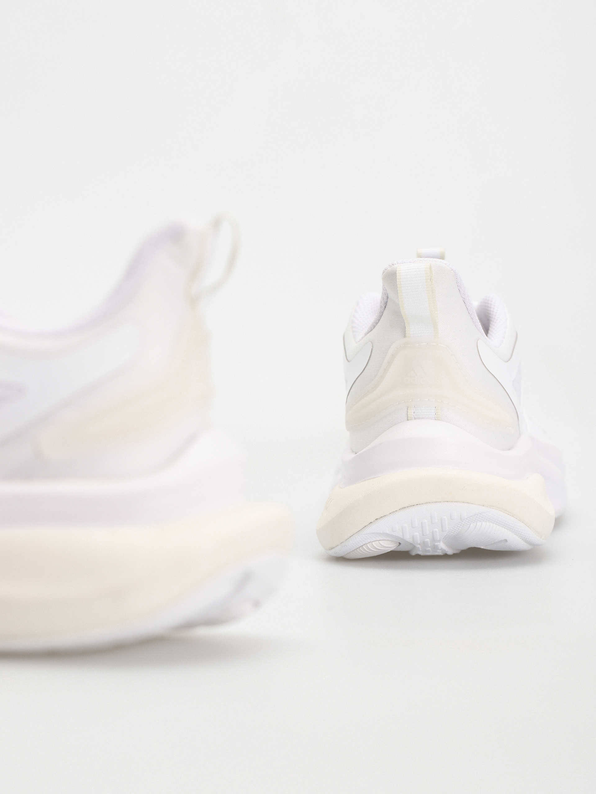 Pantofi adidas AlphaBounce + (ftwwht/ftwwht/cwhite)