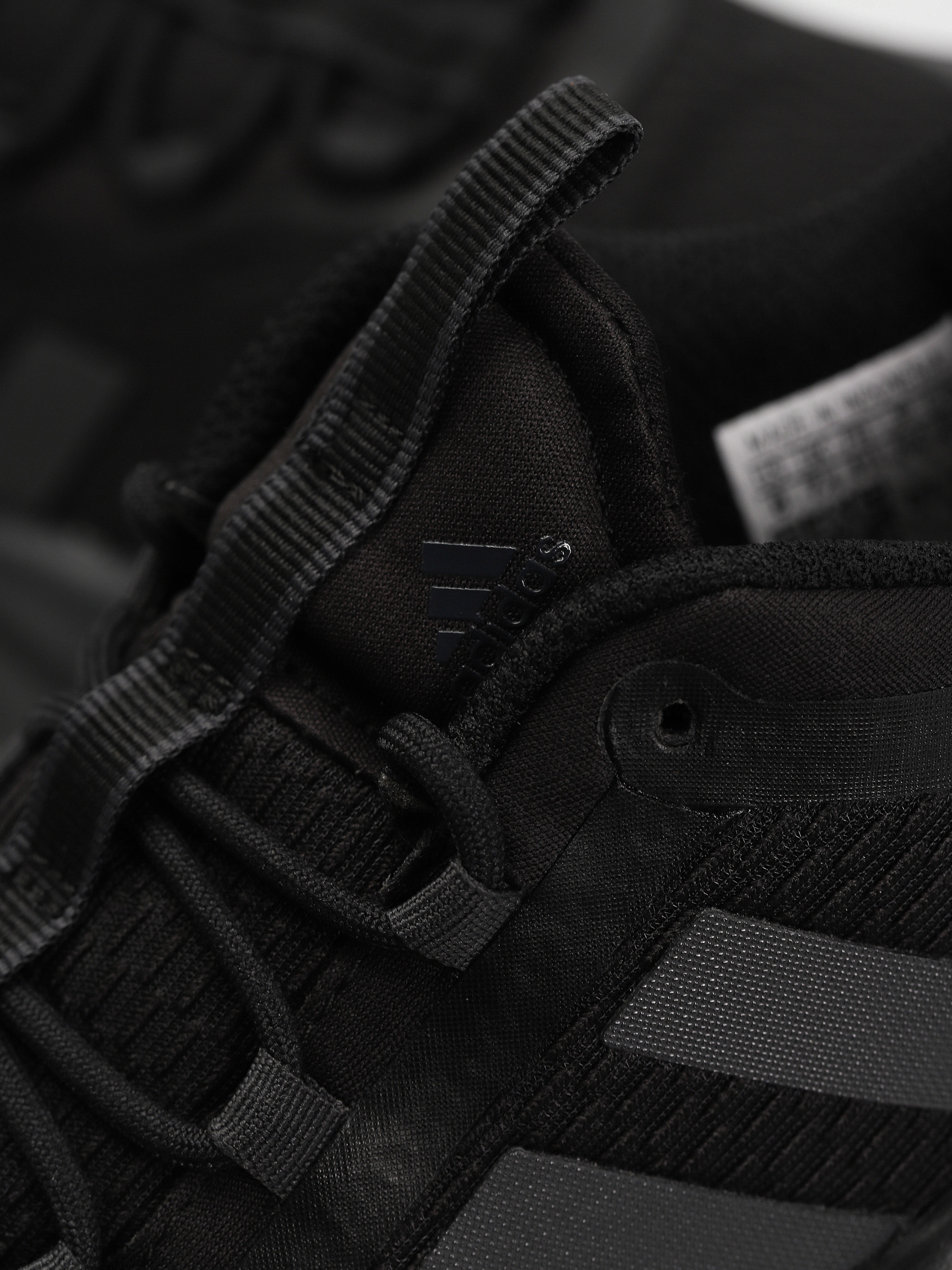 Pantofi adidas AlphaBounce + (cblack/carbon/carbon)