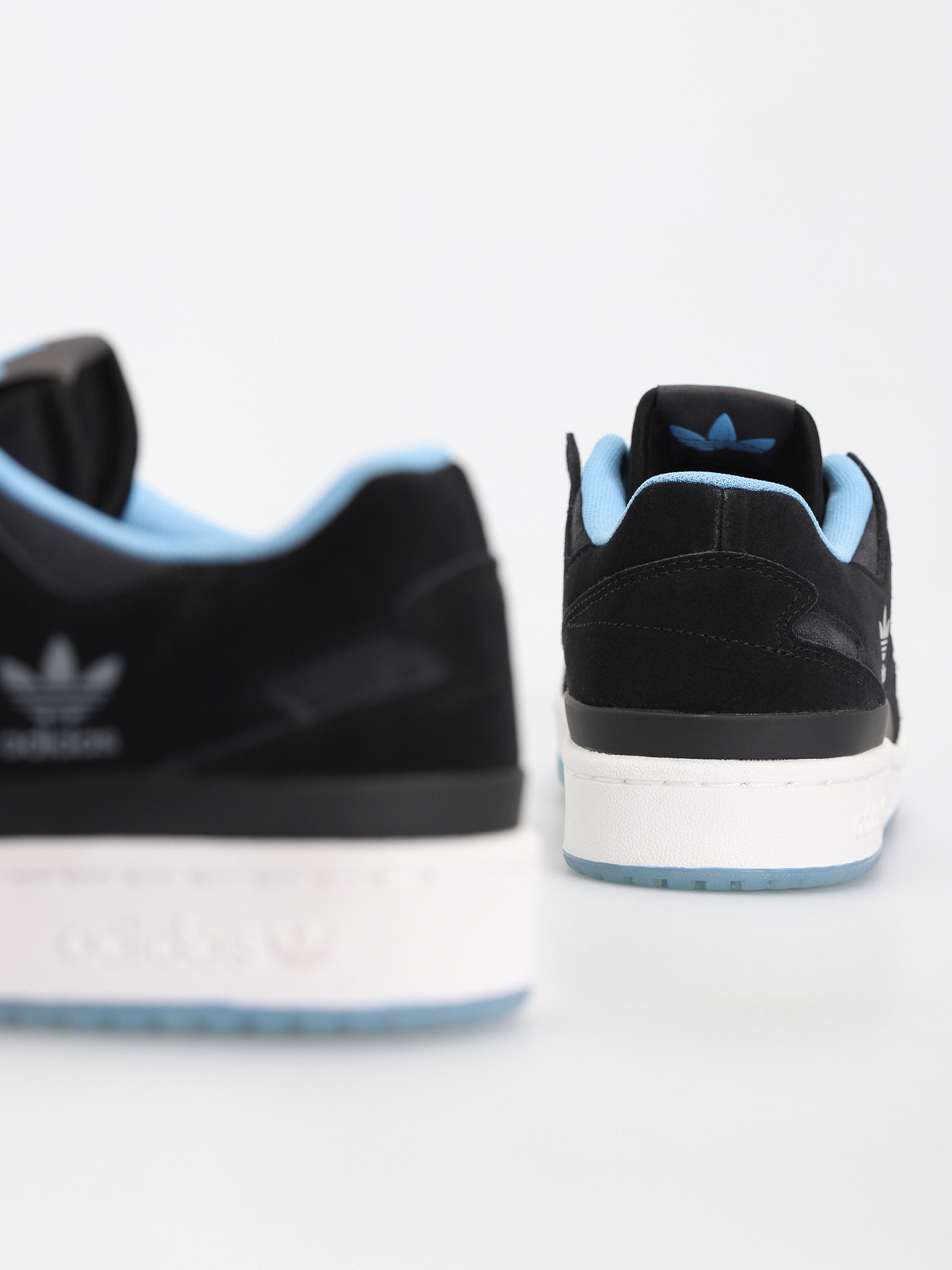 Pantofi adidas Forum 84 Low ADV (cblack/blubrs/carbon)