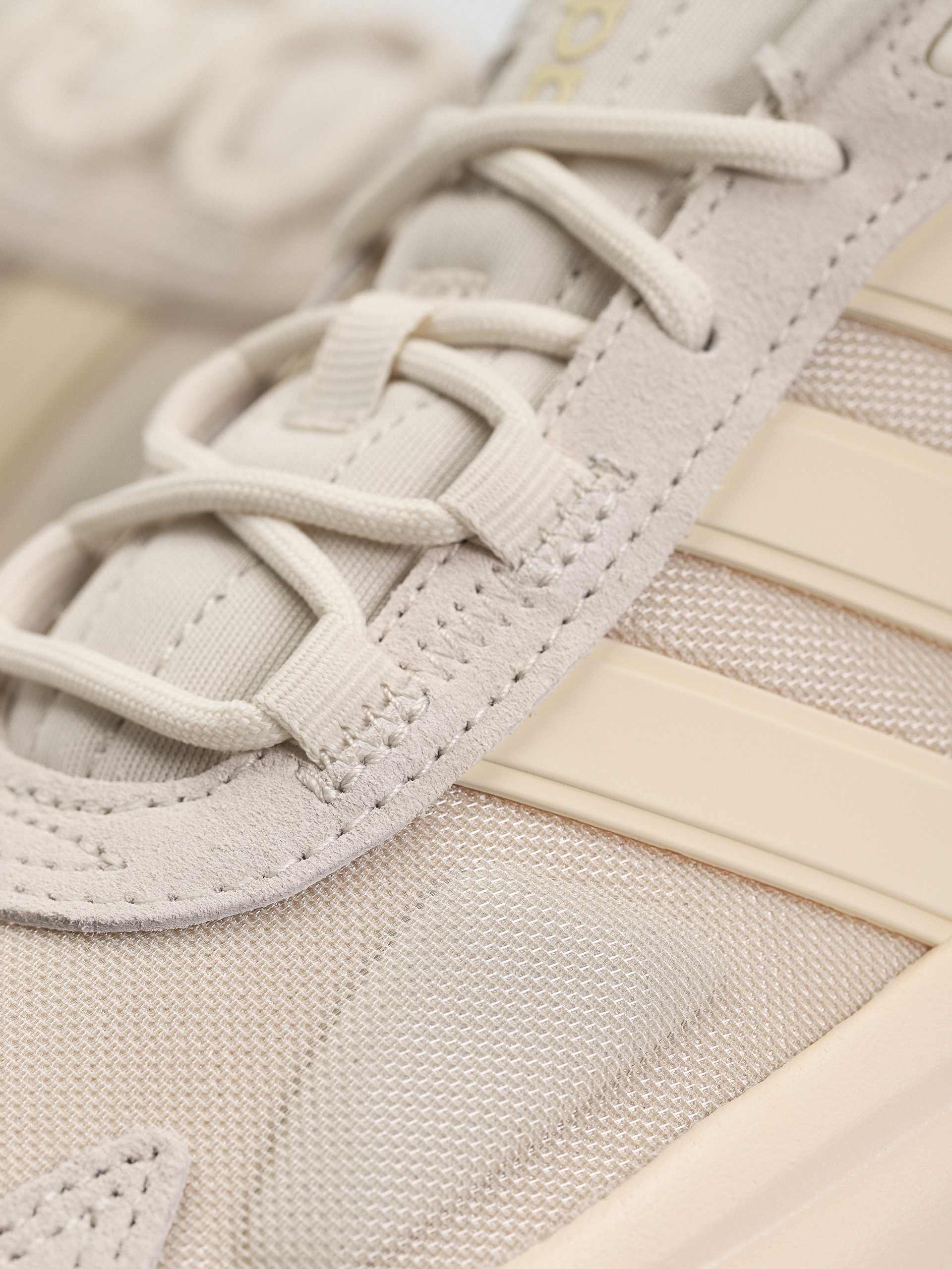 Pantofi adidas Ozelle (alumin/wonwhi/gum3)