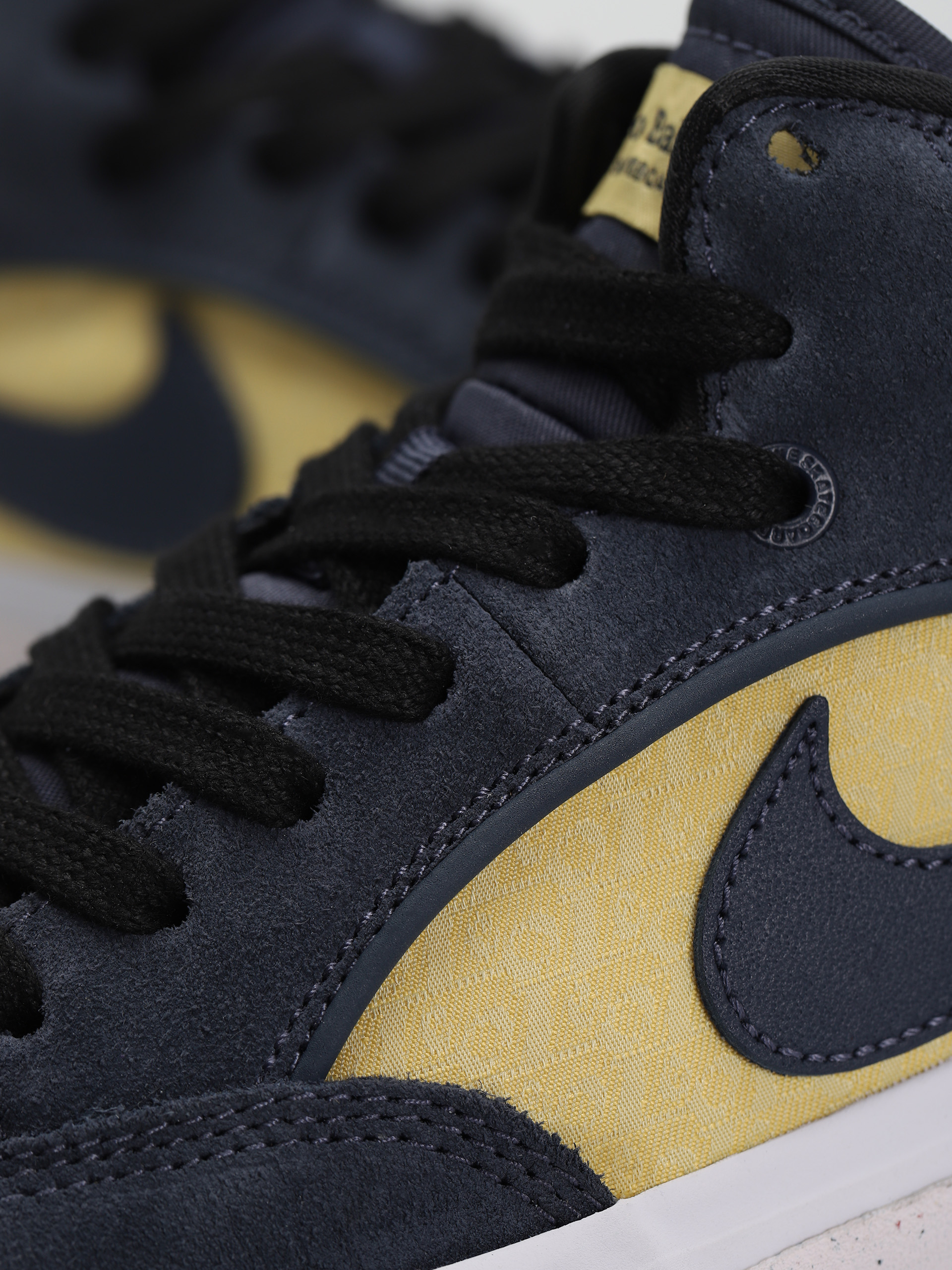 Pantofi Nike SB React Leo (thunder blue/thunder blue saturn gold)