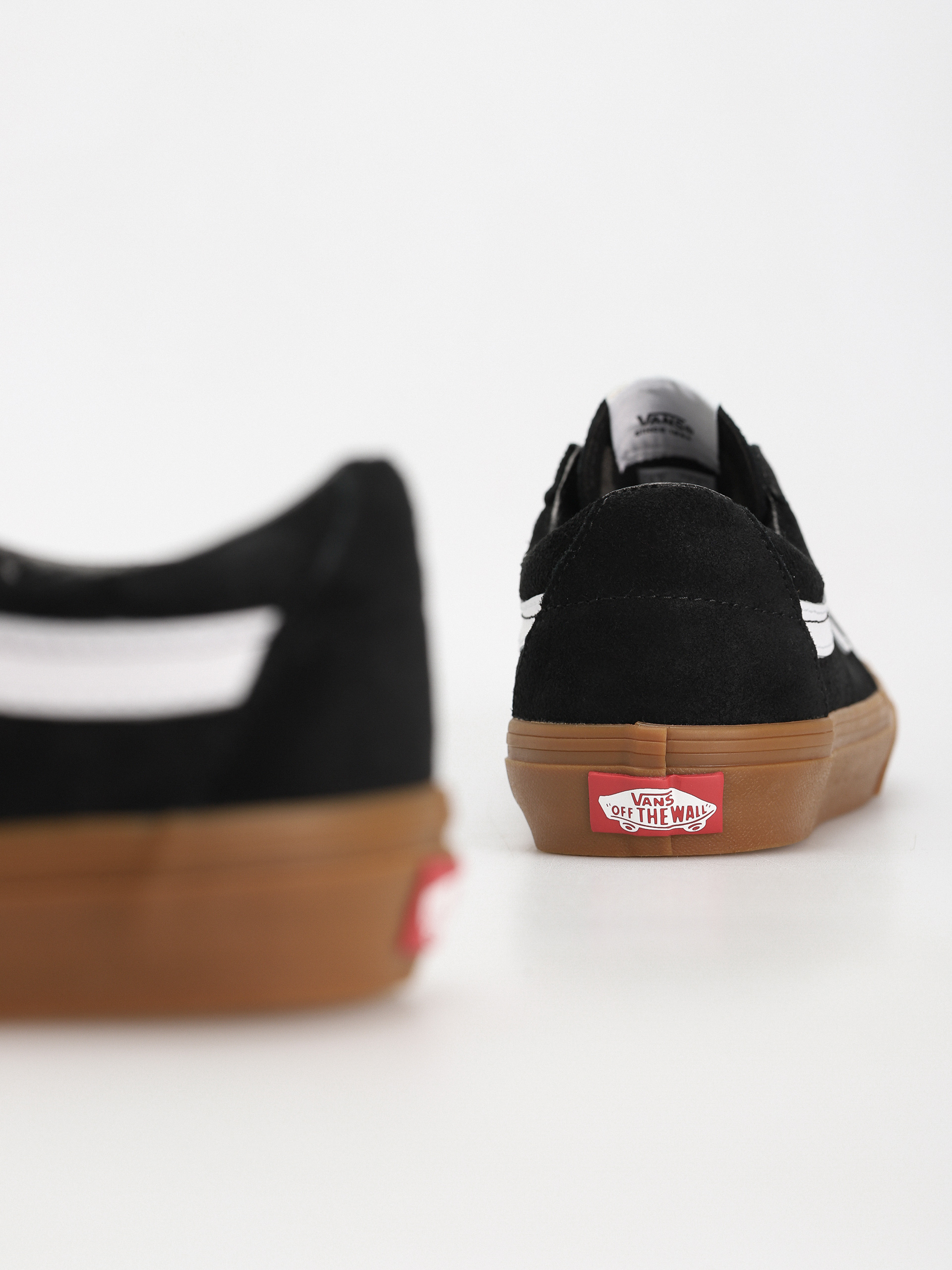 Pantofi Vans Sk8 Low (black/gum)