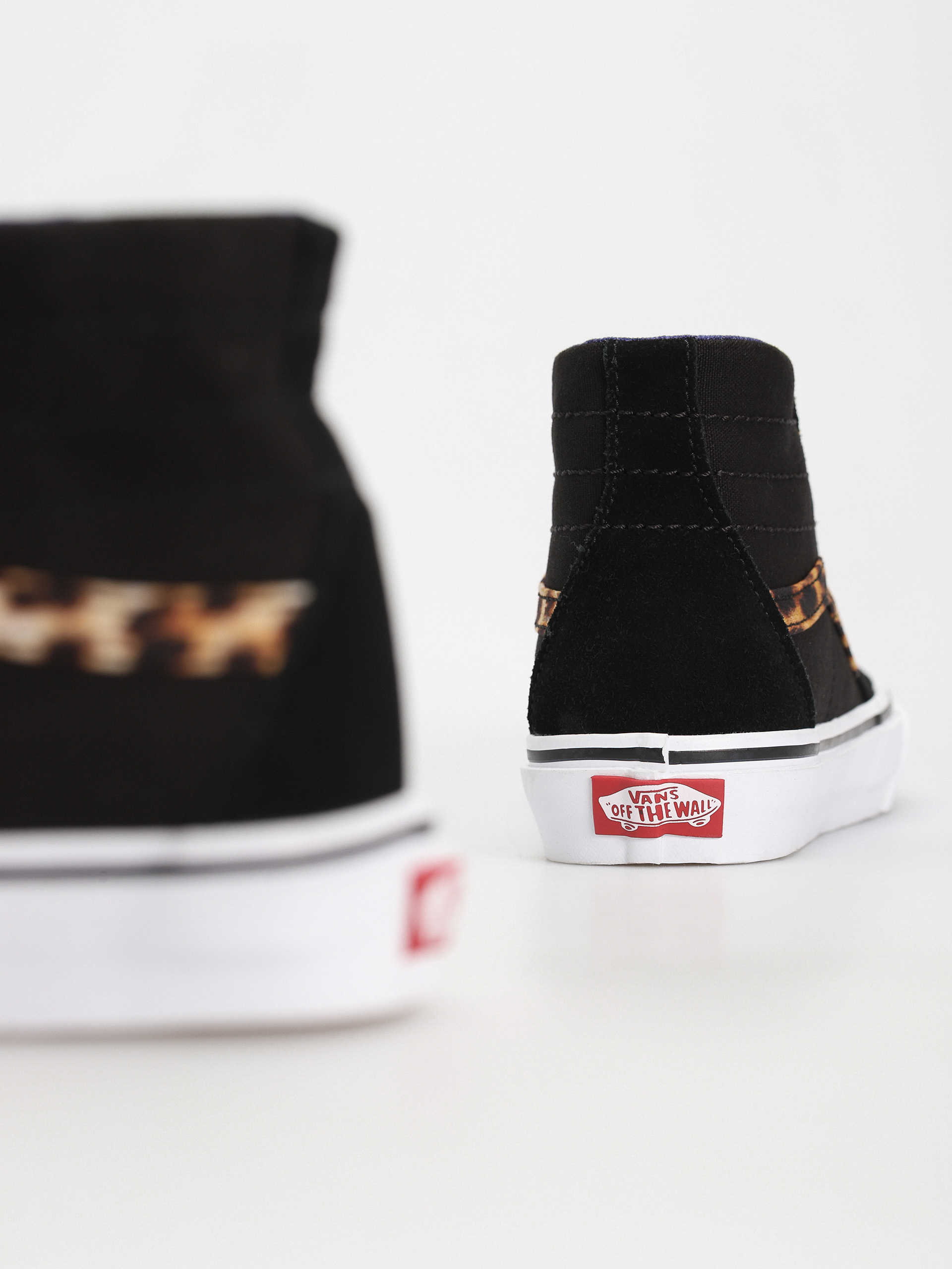 Pantofi Vans Sk8 Hi Tapered (90s grunge black)