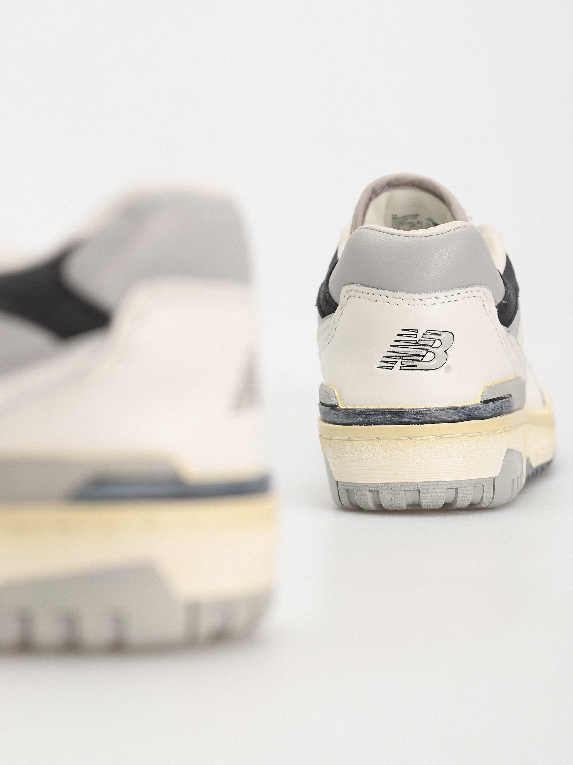 Pantofi New Balance 550 (vintage grey)