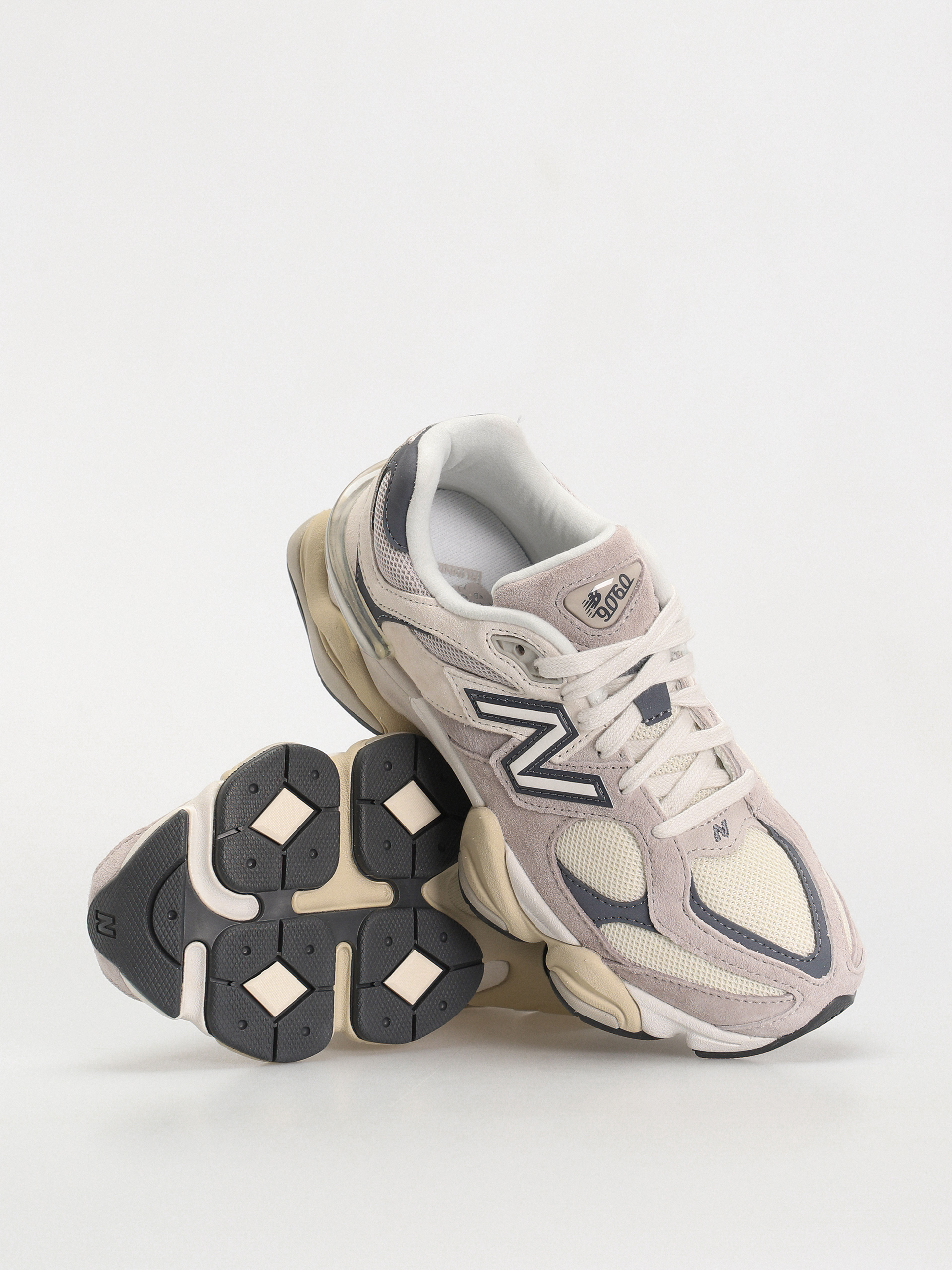 Pantofi New Balance 9060 - bej (moonrock linen)
