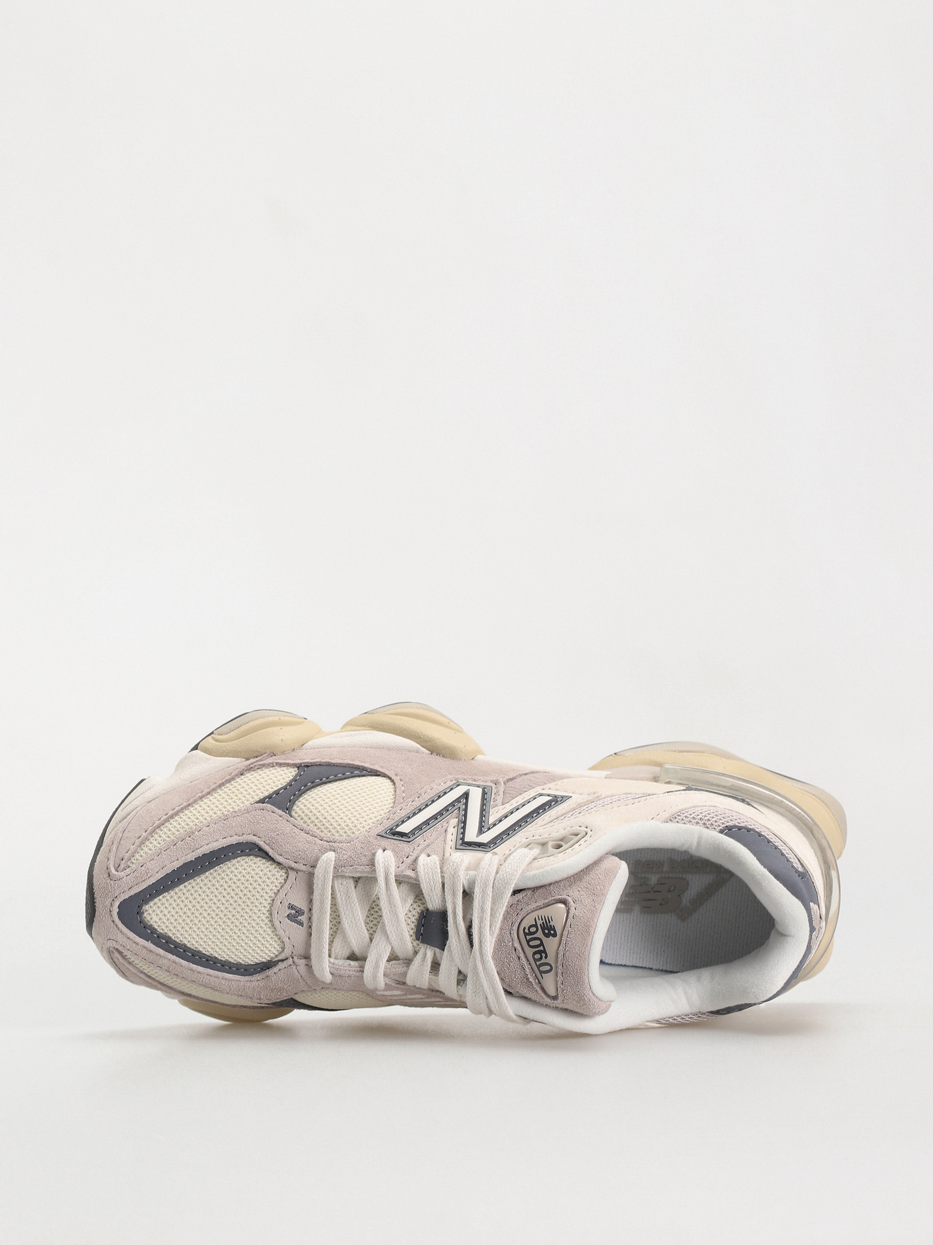 Pantofi New Balance 9060 (moonrock linen)