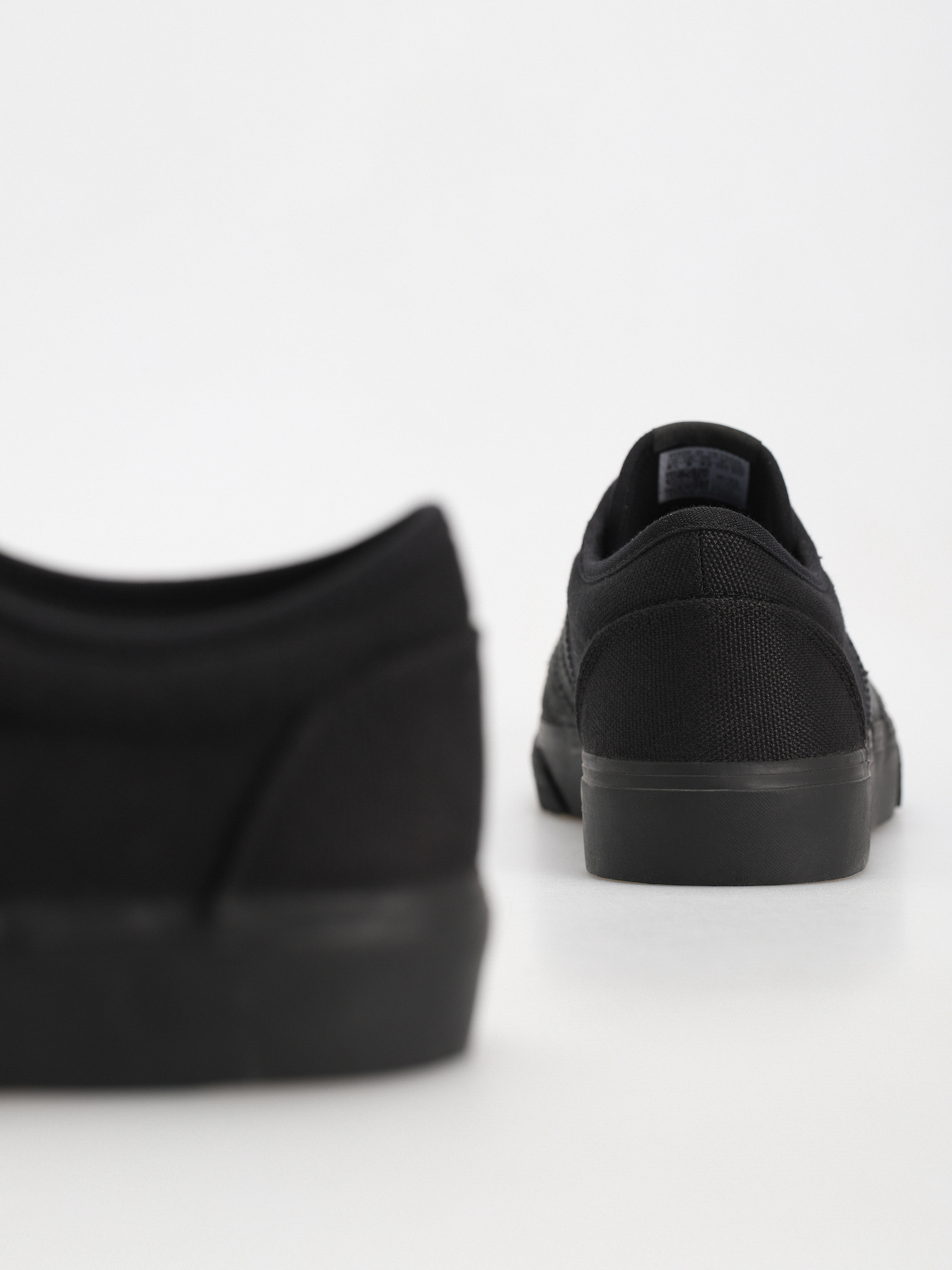 Pantofi adidas Adi Ease (cblack/carbon/cblack)