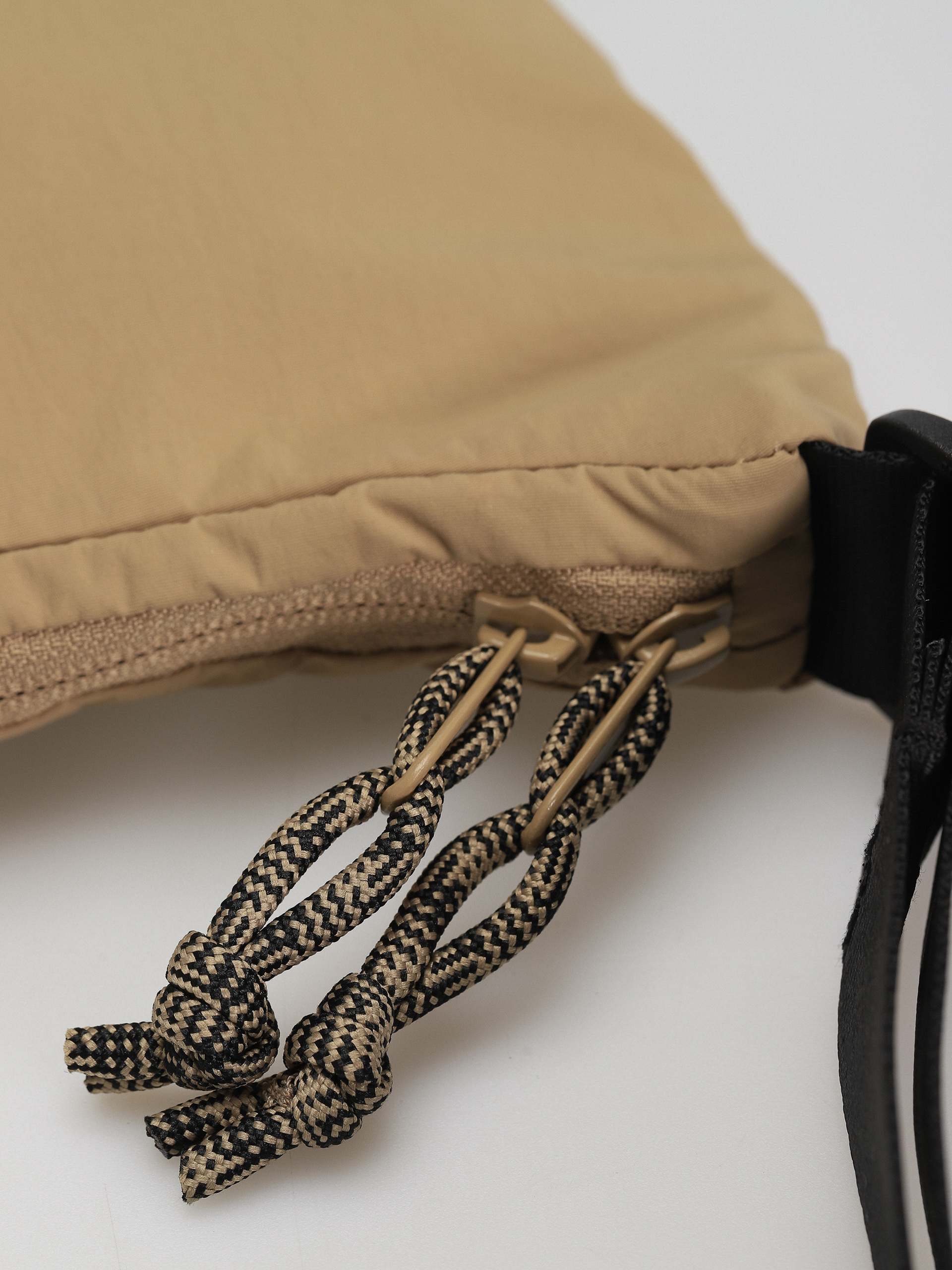 Geantă The North Face Never Stop Crossbody Wmn - maro (kelp tan
