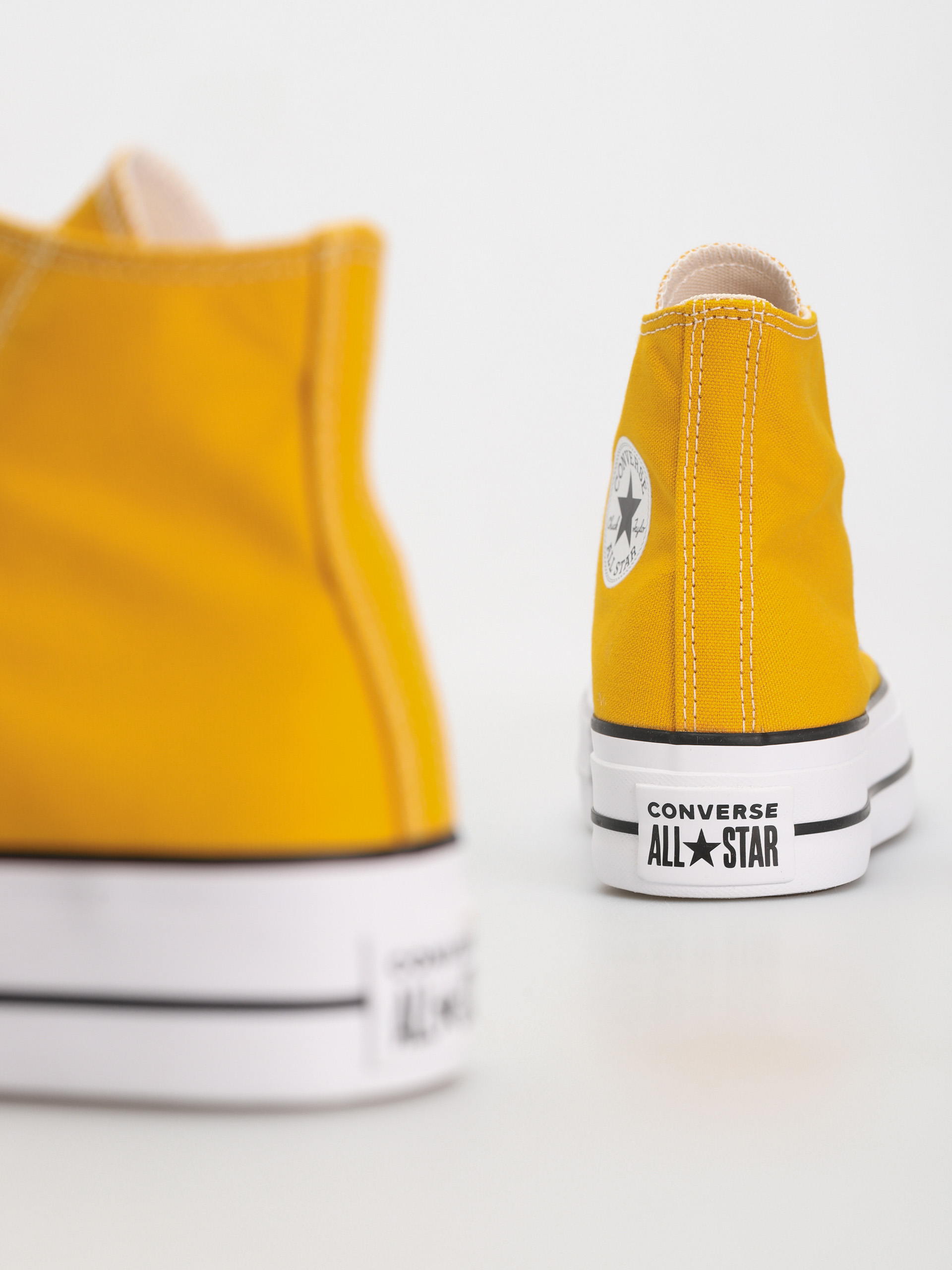 Teniși Converse Chuck Taylor All Star Lift Hi Wmn (dark yellow)