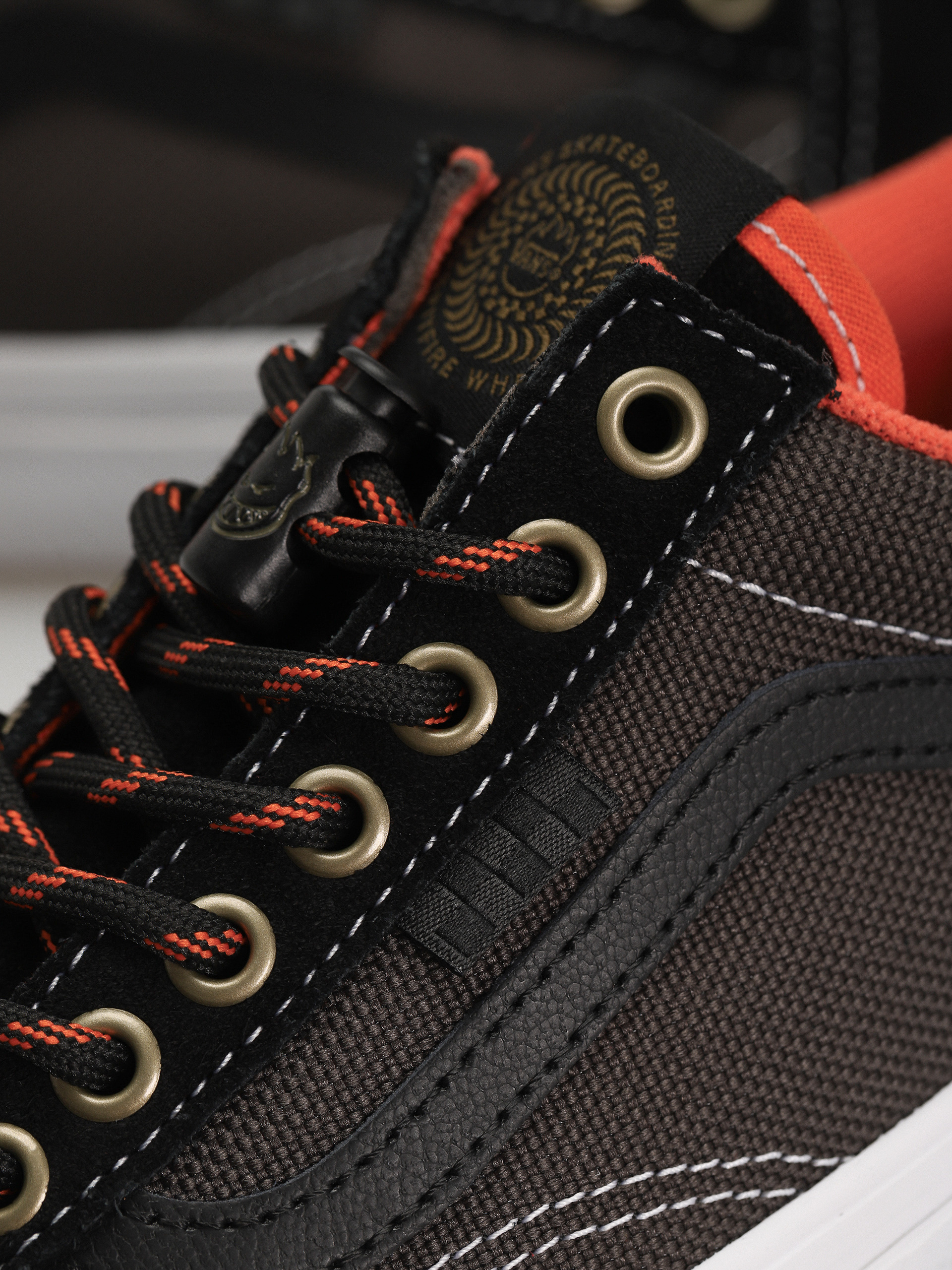 Pantofi Vans X Spitfire Skate Old Skool (spitfire black/flame)