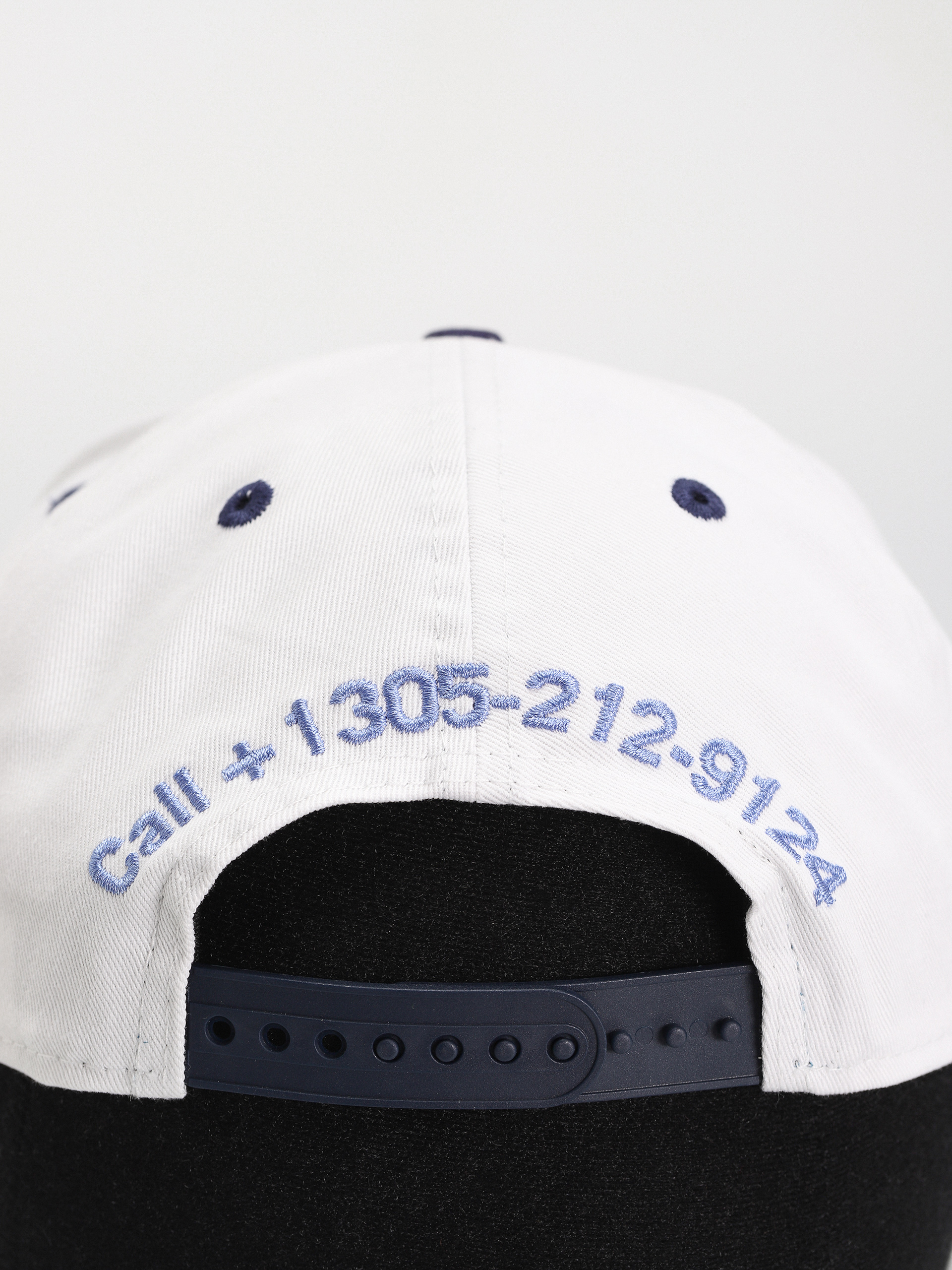 Șapcă New Era Graphic Golfer (white/navy)