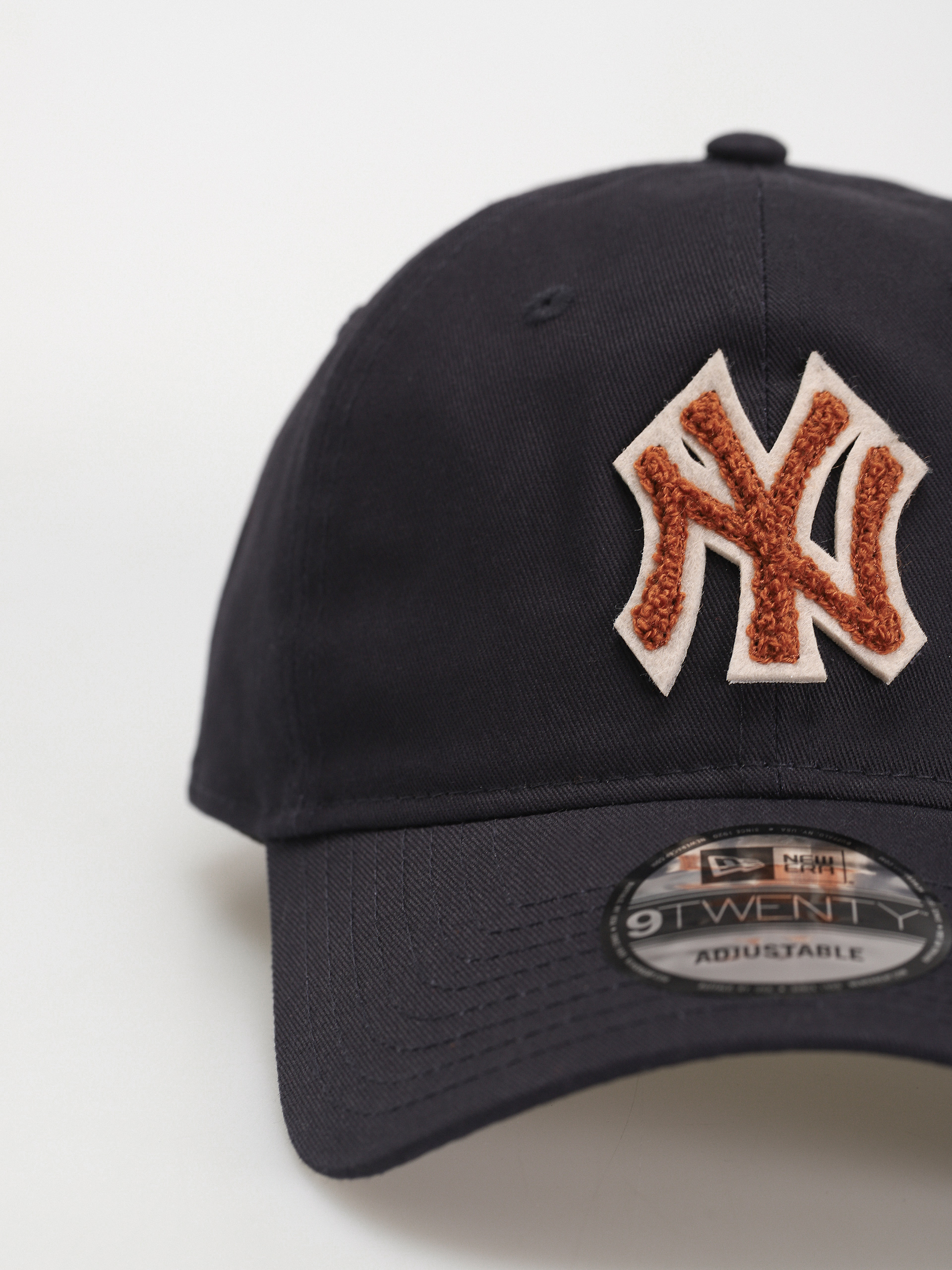 Șapcă New Era Boucle 9Twenty New York Yankees (navy)
