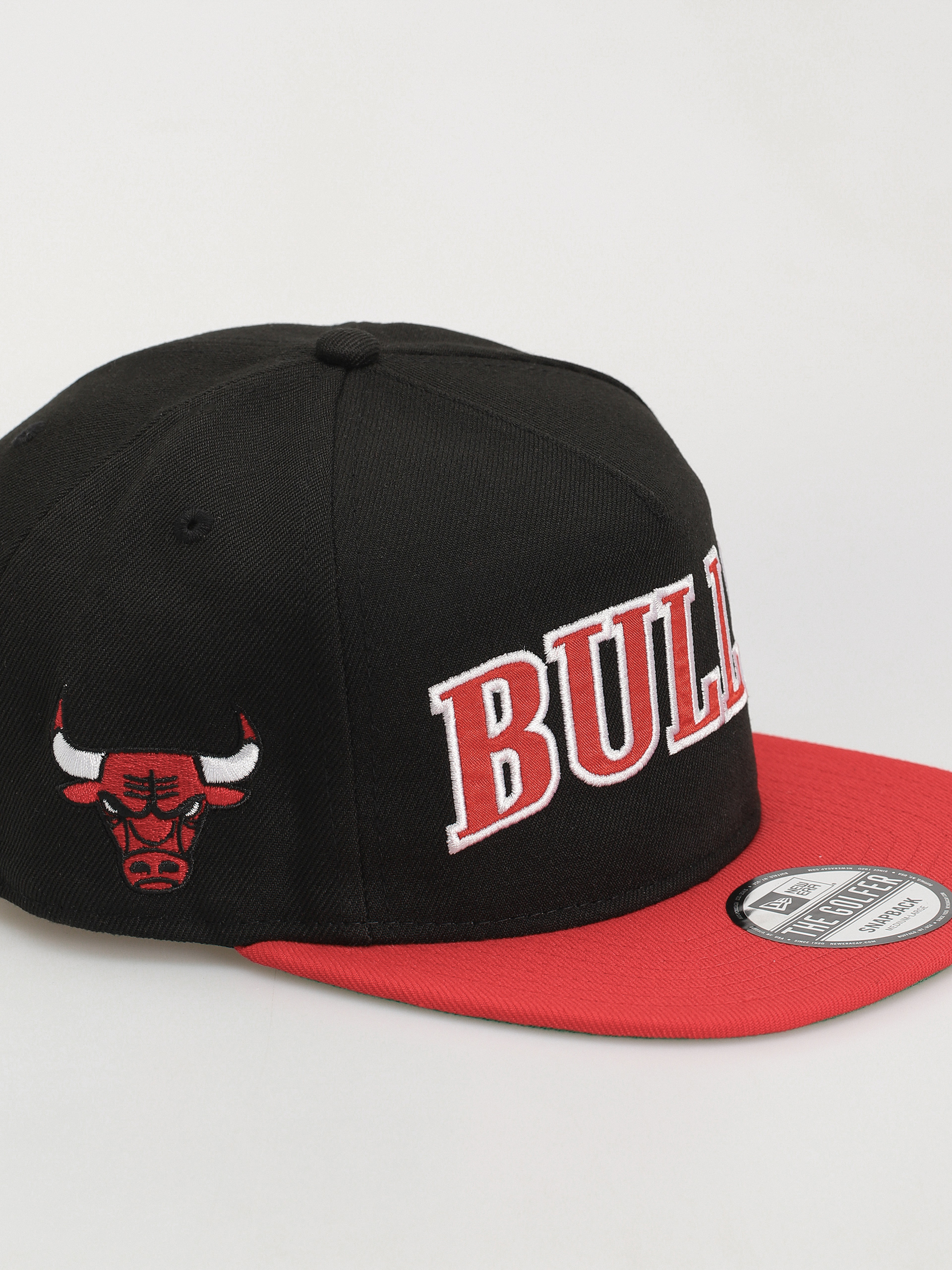 Șapcă New Era NBA Golfer Chicago Bulls (black/red)