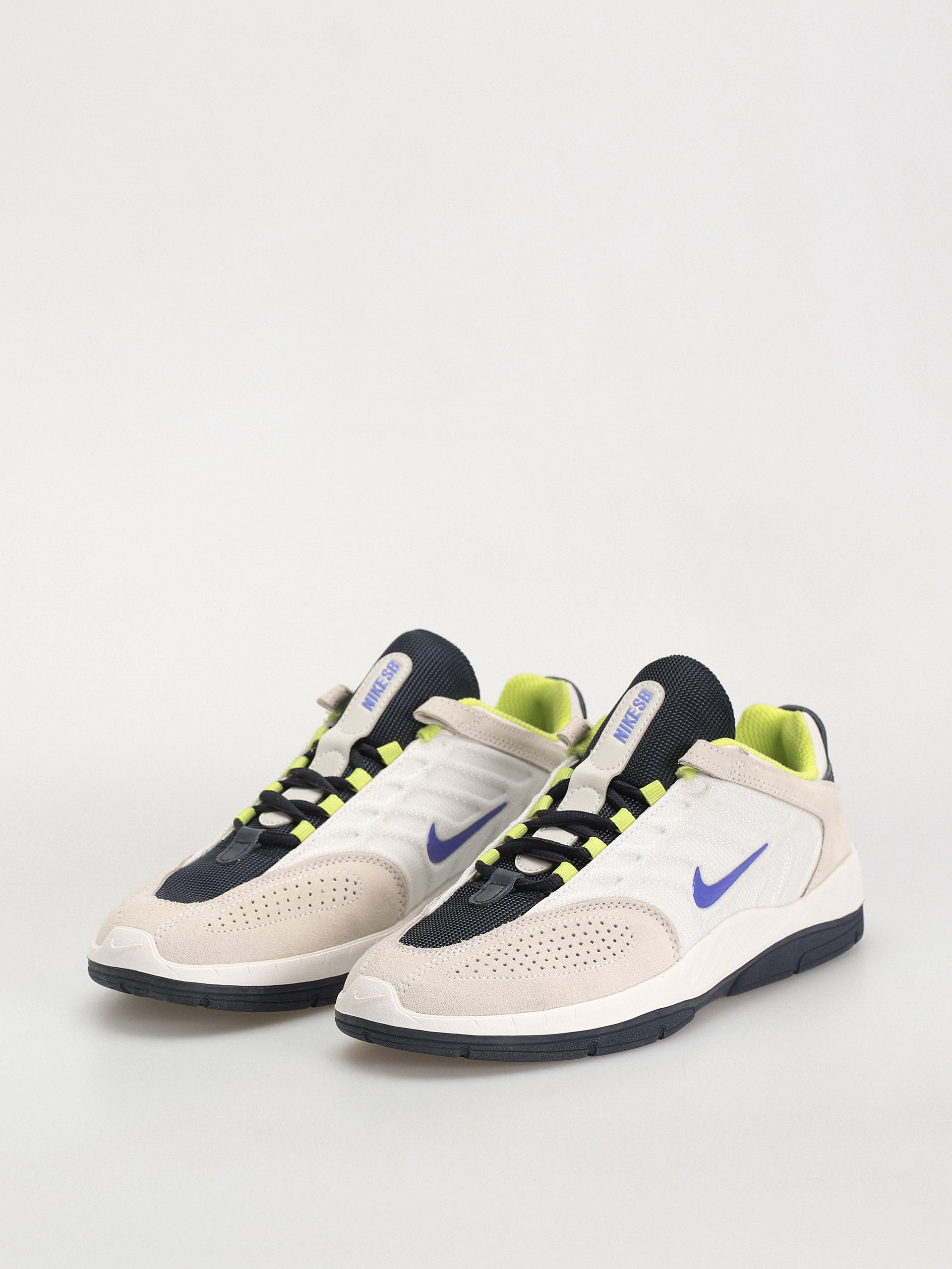 Pantofi Nike SB Vertebrae (summit white/persian violet)