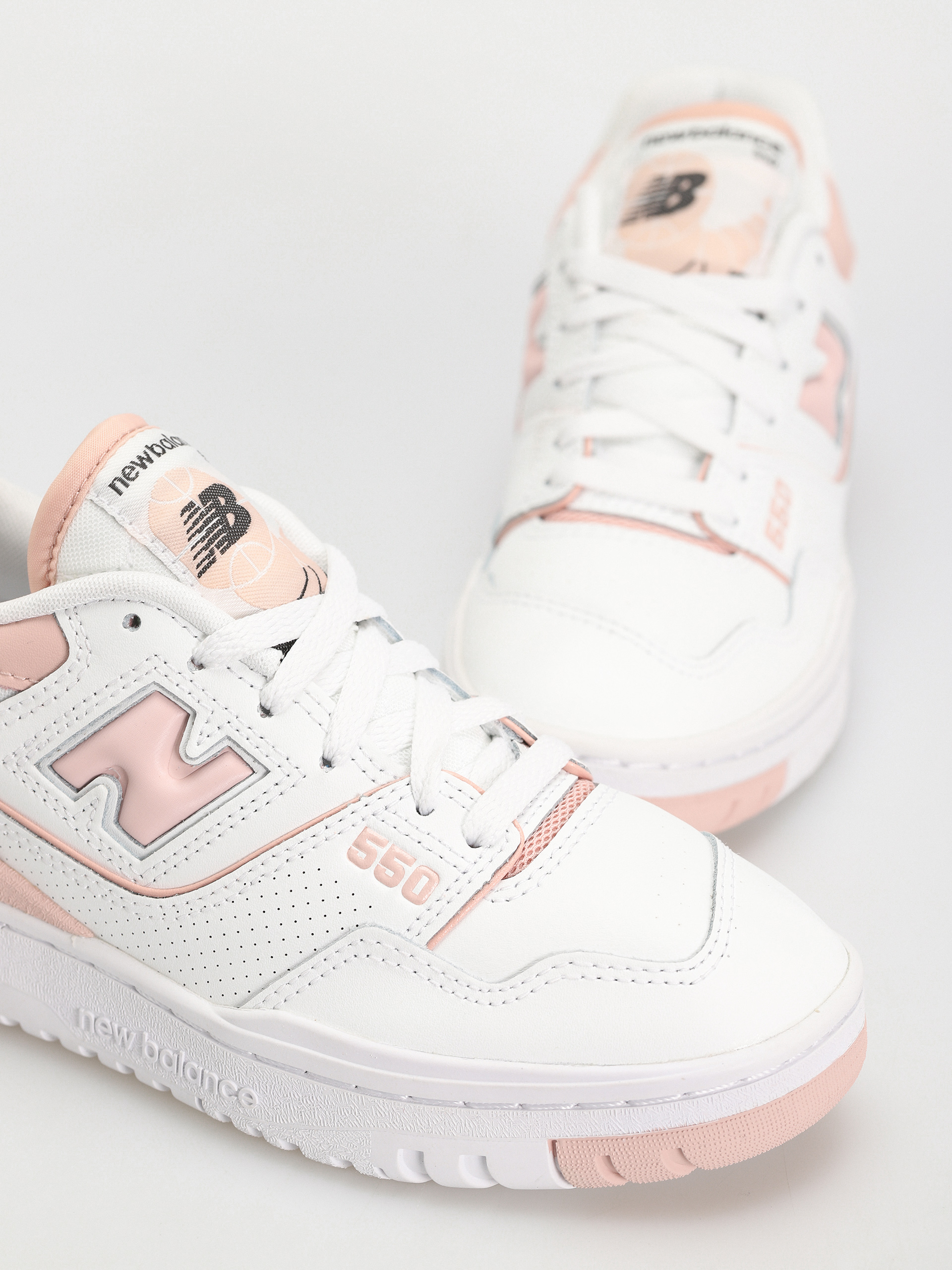 Pantofi New Balance 550 Wmn (white pink sand)