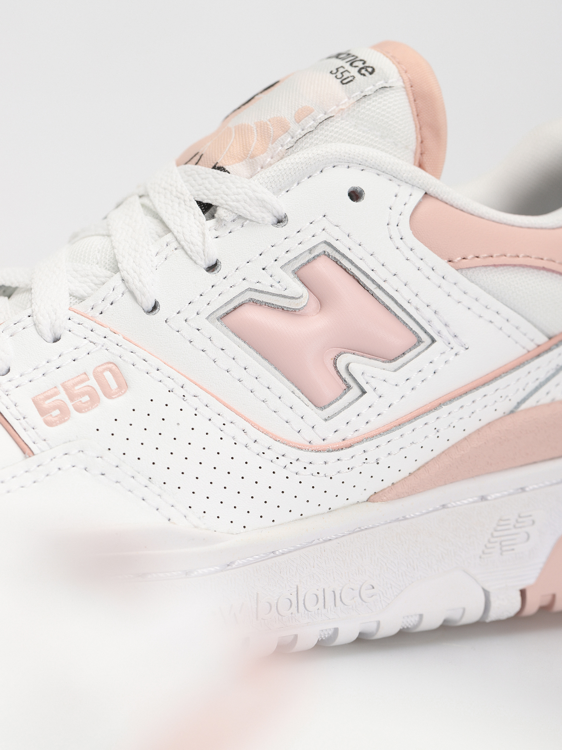 Pantofi New Balance 550 Wmn (white pink sand)