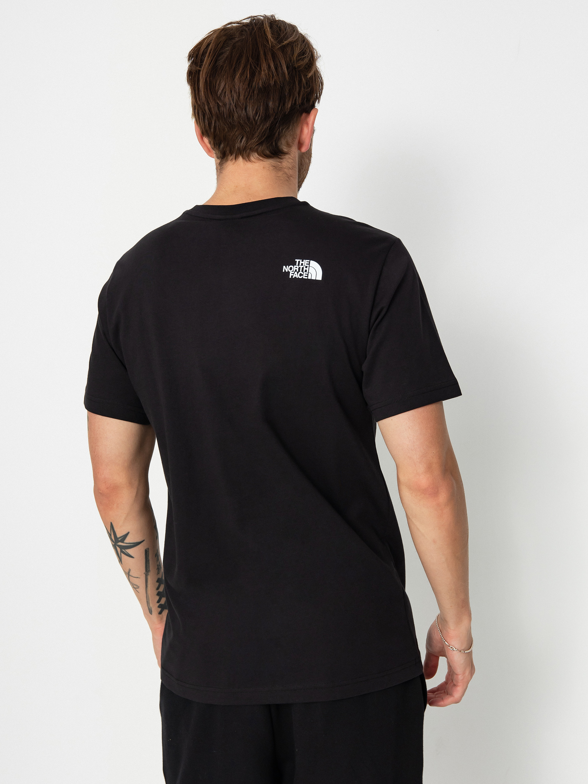 Tricou The North Face Never Stop Exploring (tnf black)