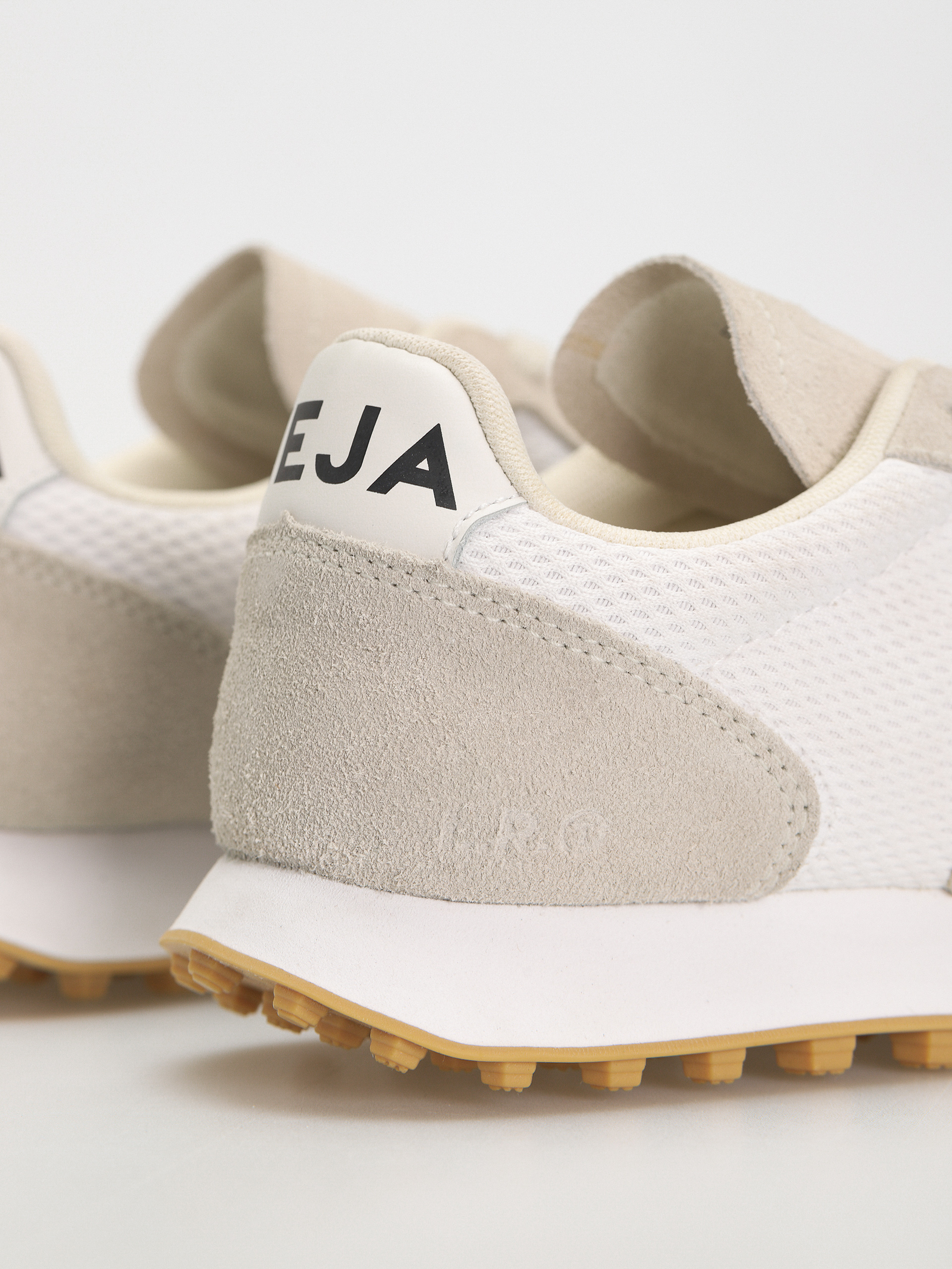 Pantofi Veja Rio Branco Wmn (white pierre natural)