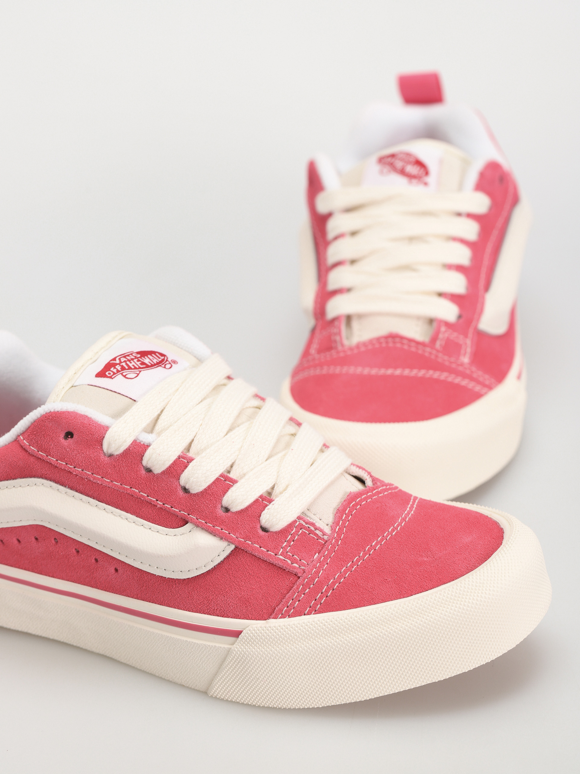 Pantofi Vans Knu Skool (retro color pink/true white)