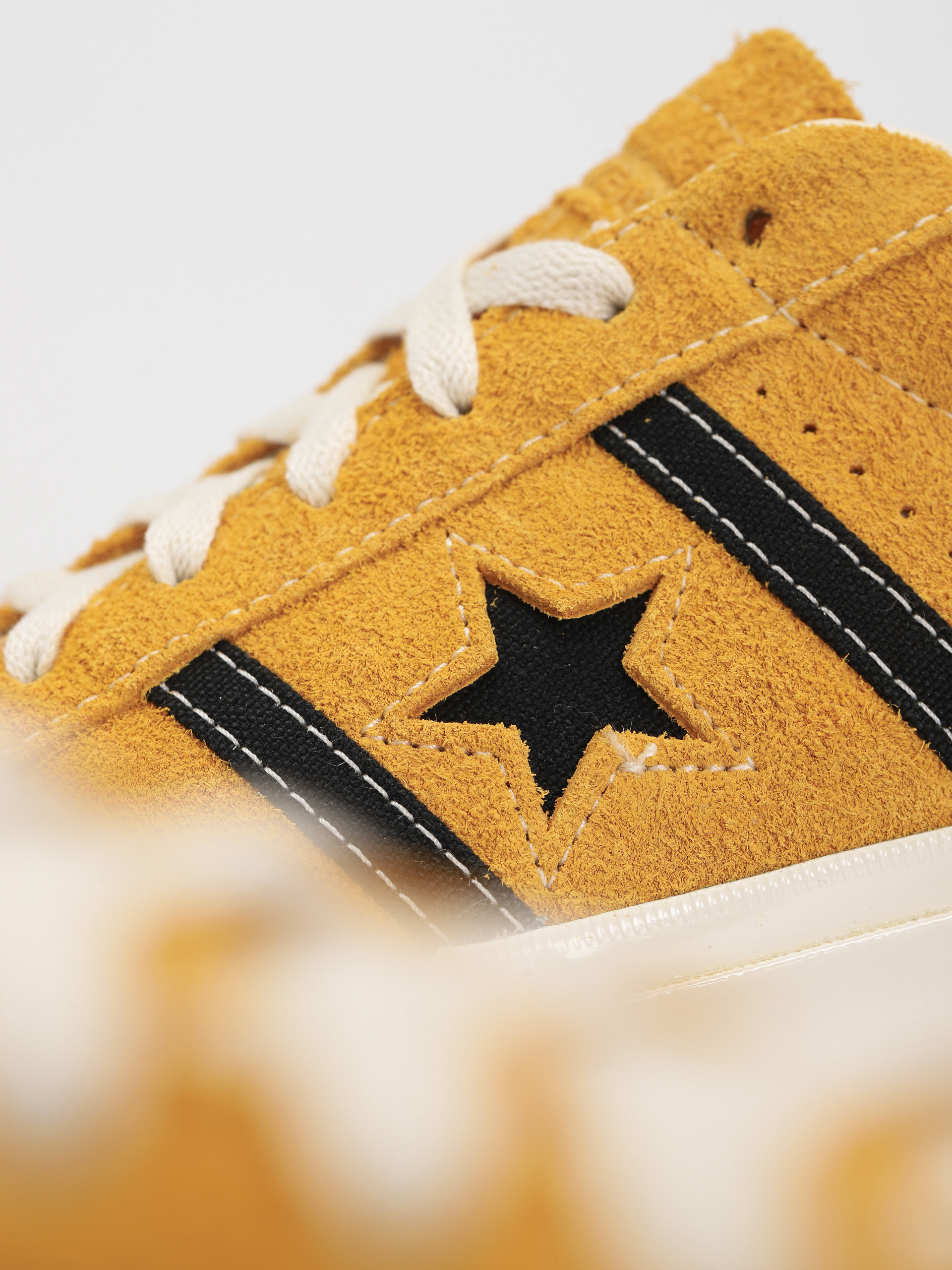 Pantofi Converse One Star Academy Pro (light yellow)