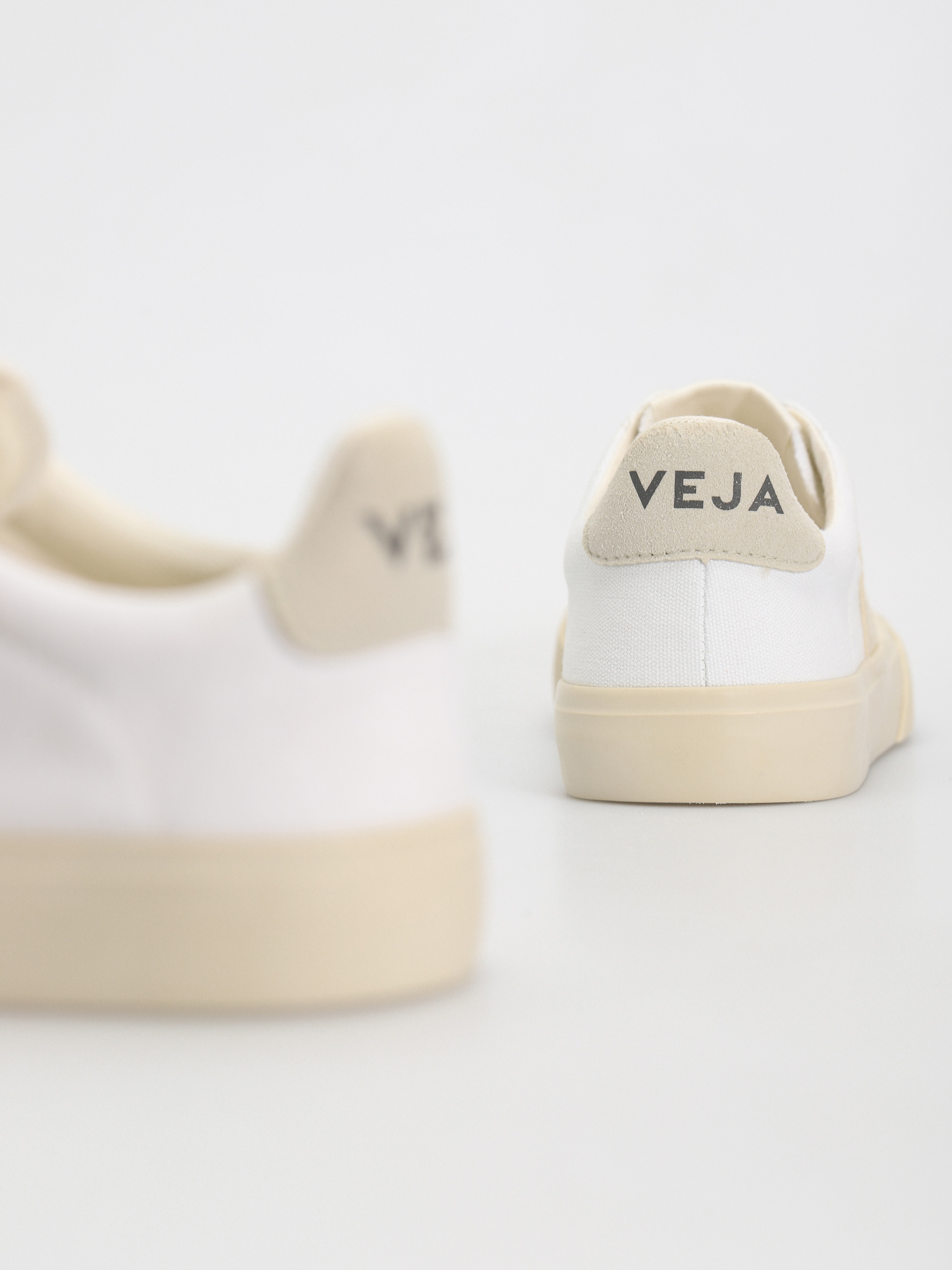 Pantofi Veja Campo Canvas Wmn (white pierre)