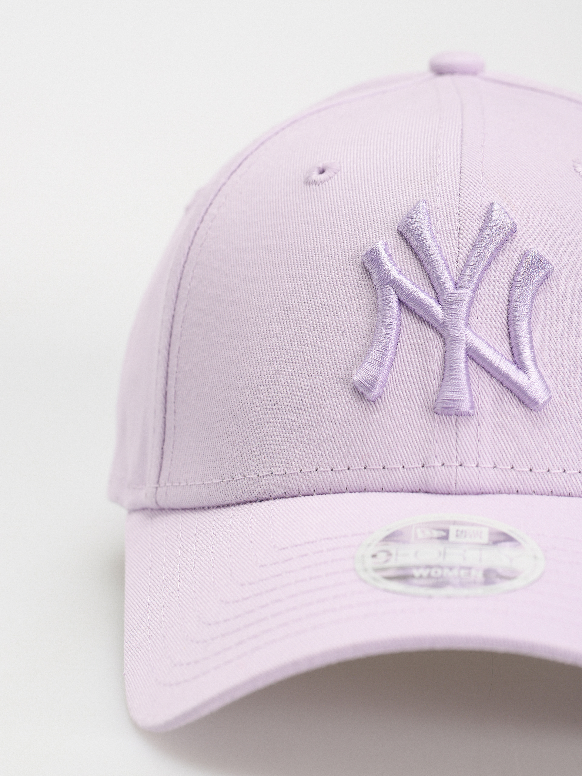 Șapcă New Era League Essential 9Forty New York Yankees Wmn (purple)