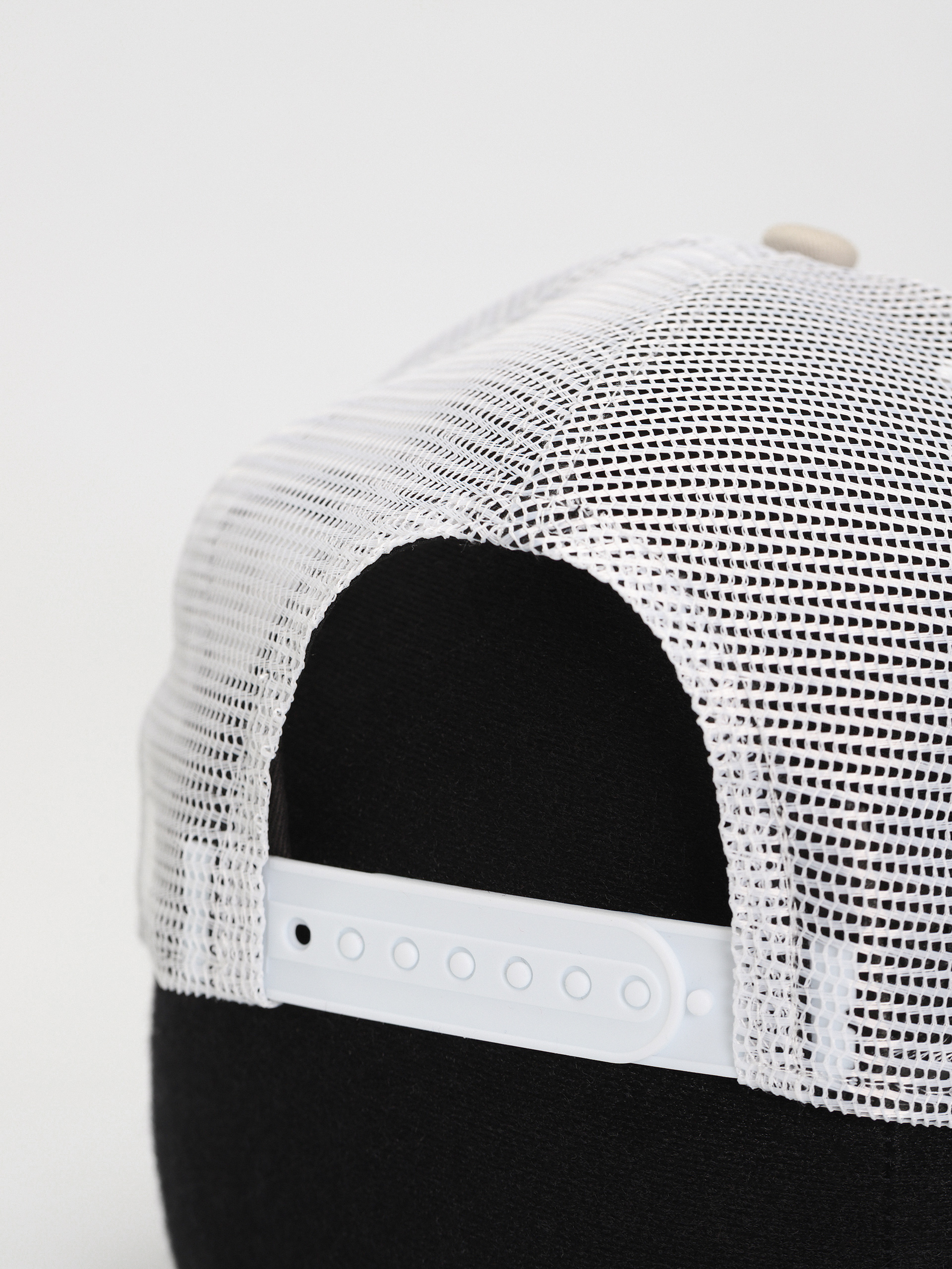 Șapcă New Era League Essential 9Forty Af Trucker New York Yankees (stone/white)