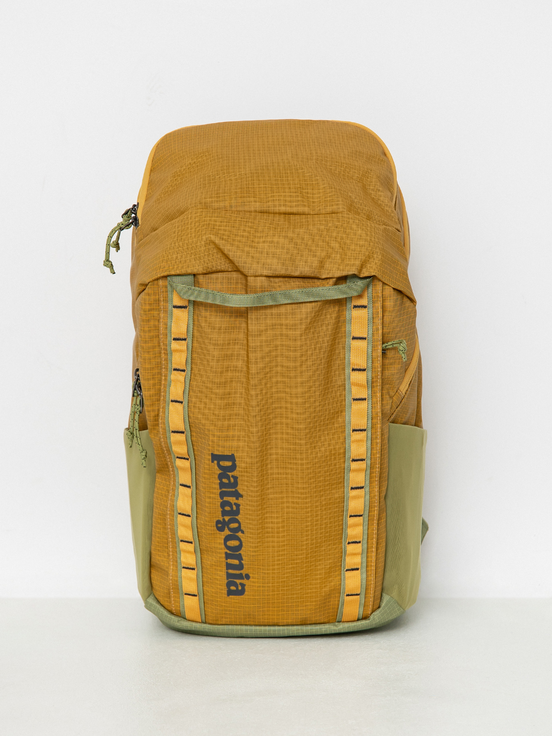 Rucsac Patagonia Black Hole Pack 32L (pufferfish gold)