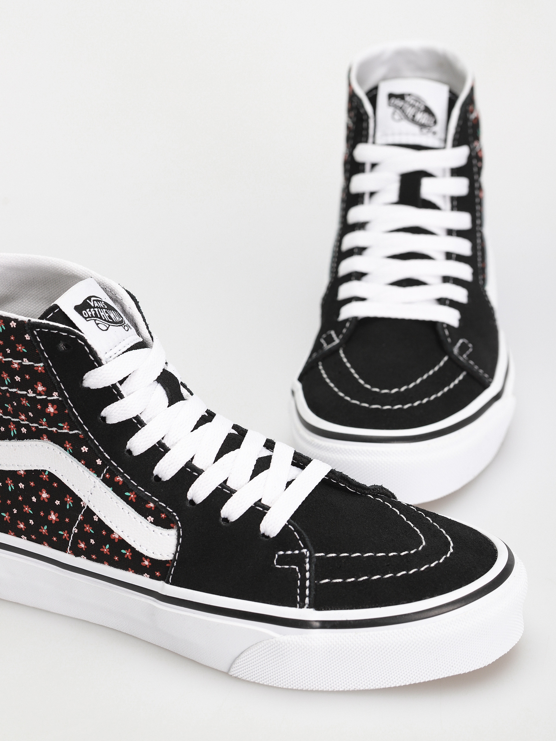 Pantofi Vans Sk8 Hi Tapered (ditsy floral black/multi)