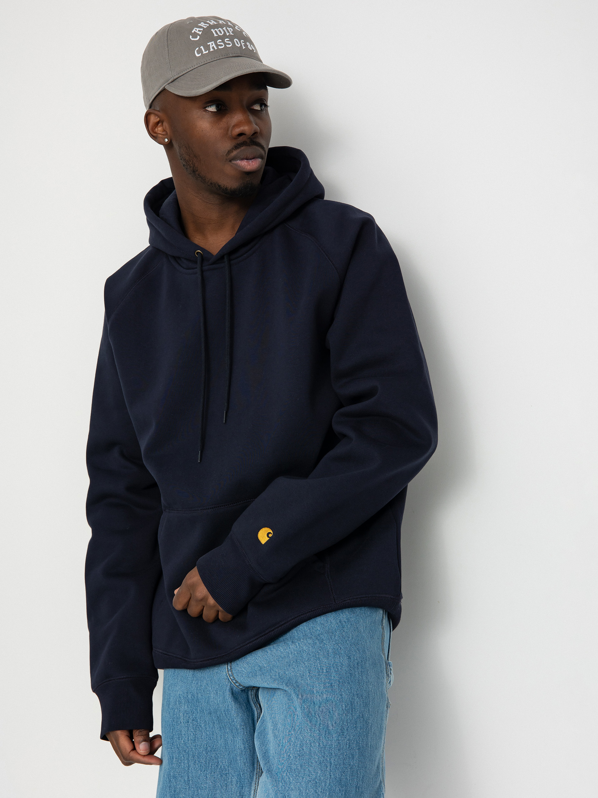 Hanorac cu glugă Carhartt WIP Chase HD (dark navy/gold)