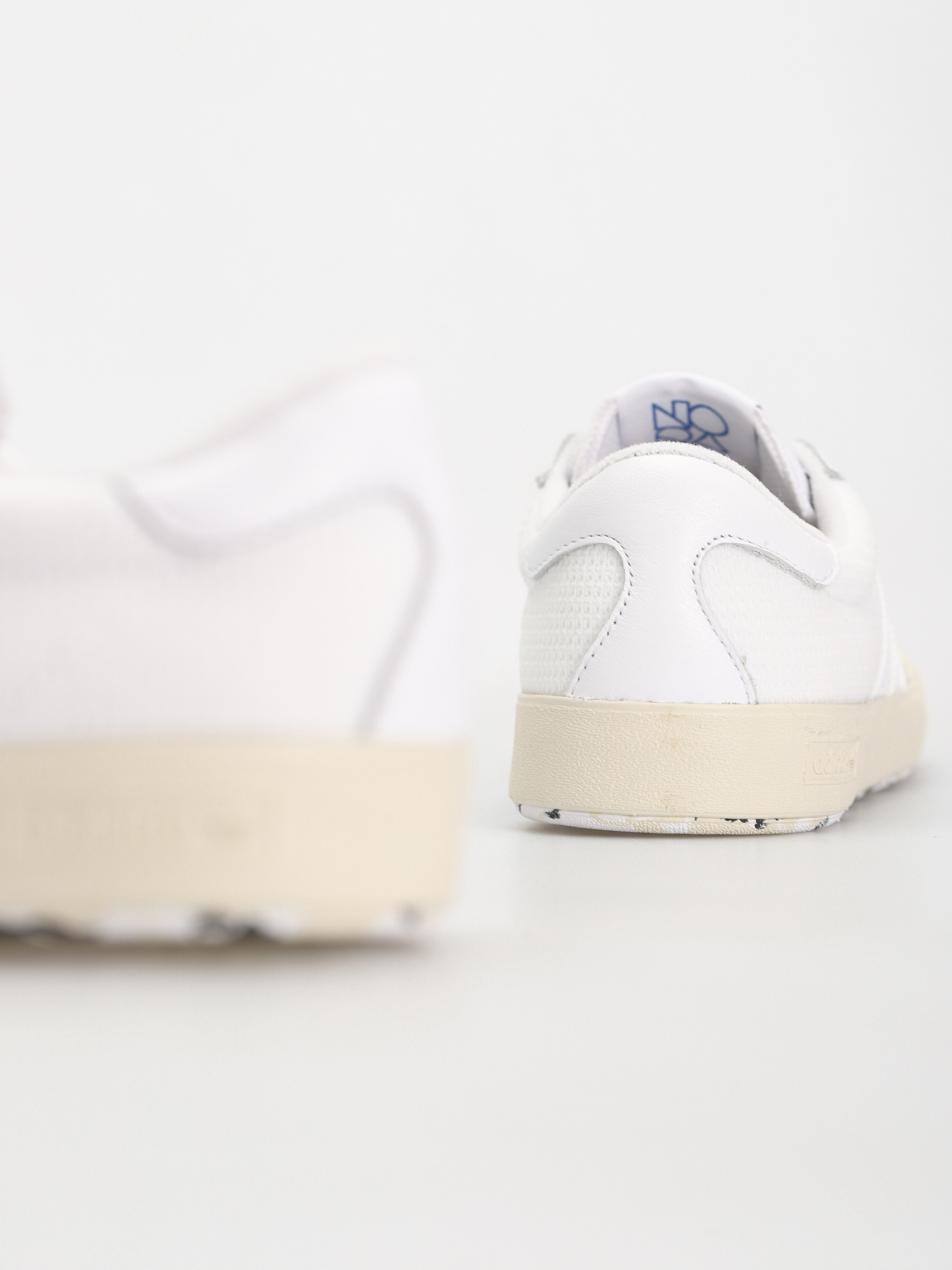 Pantofi adidas Nora (ftwwht/ftwwht/ivory)