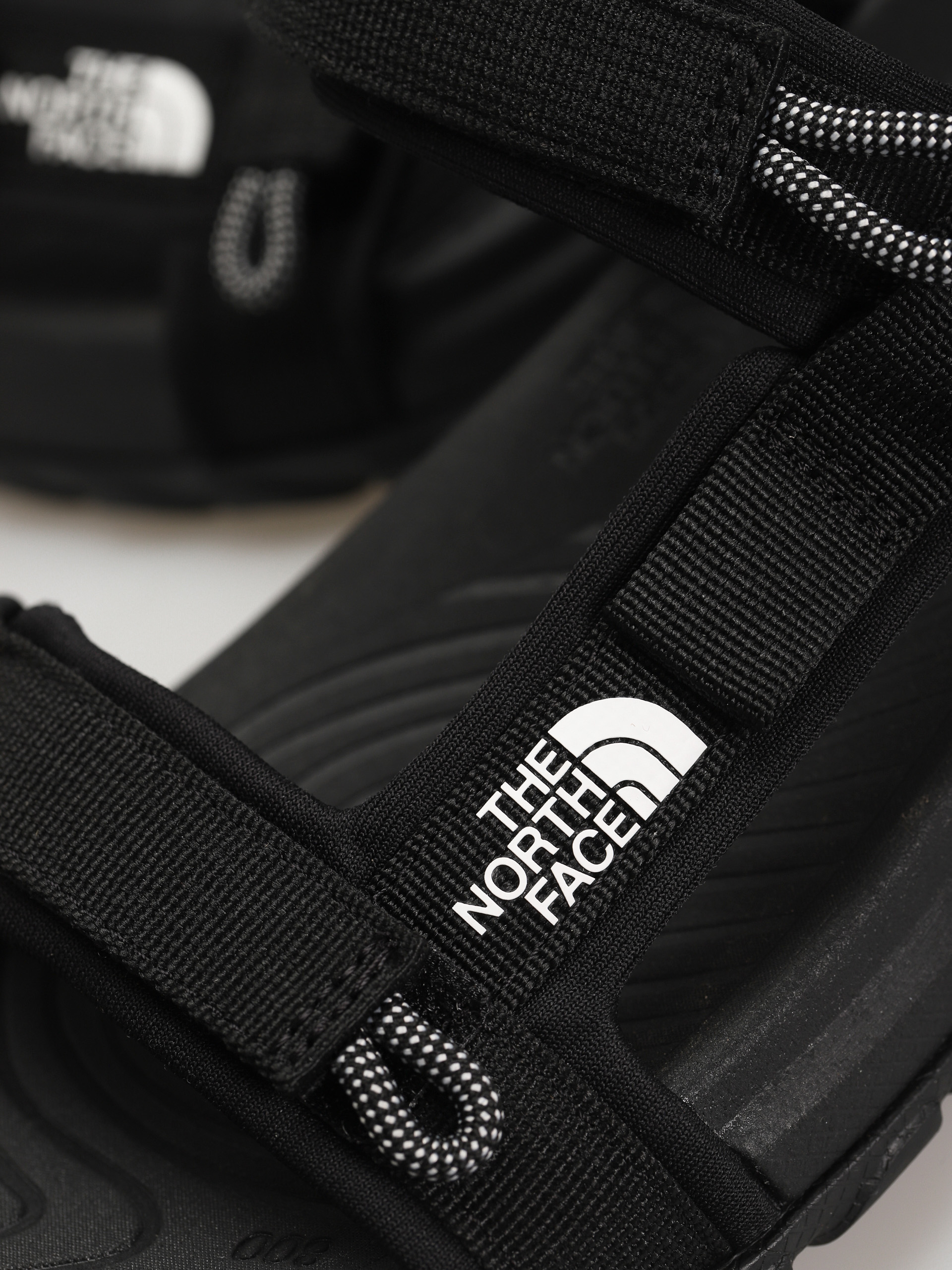 Sandale The North Face Explore Camp (tnf black/tnf black)