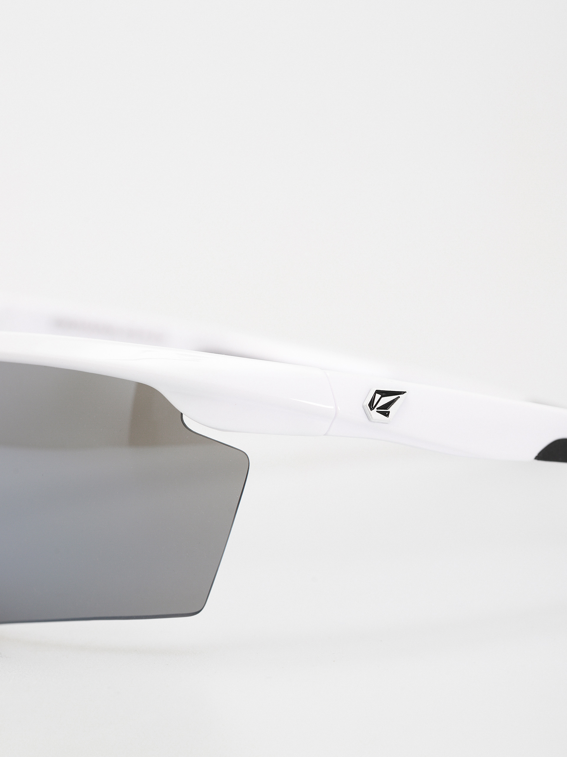 Ochelari de soare Volcom Dwnload (gloss white/pltnm mirror)